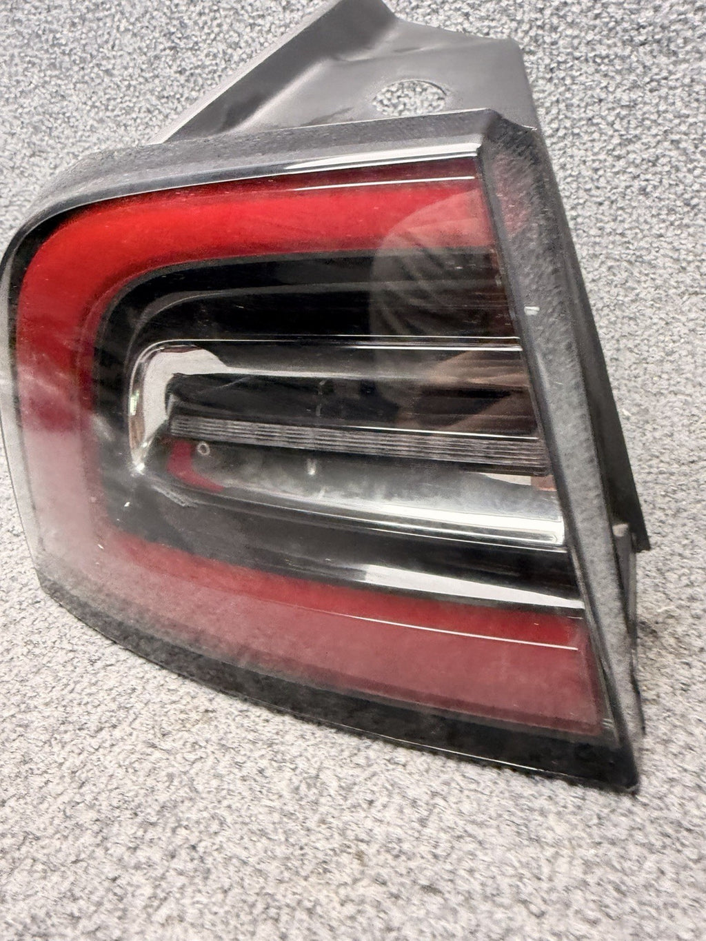 2020-2024 Tesla Model Y Right Passenger Side Taillight Quarter Mounted 3 Pin OEM