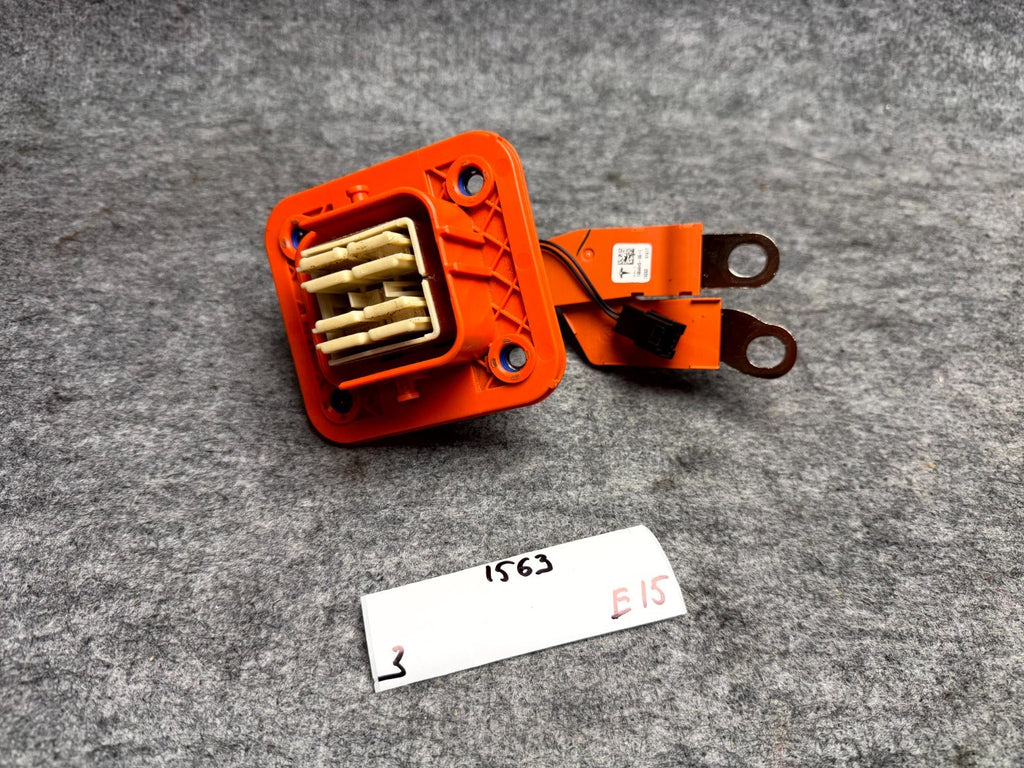 ♦️17 – 23 TESLA MODEL 3 BATTERY HV HIGH VOLTAGE DC INPUT PLUG OEM, 1084645-00-I