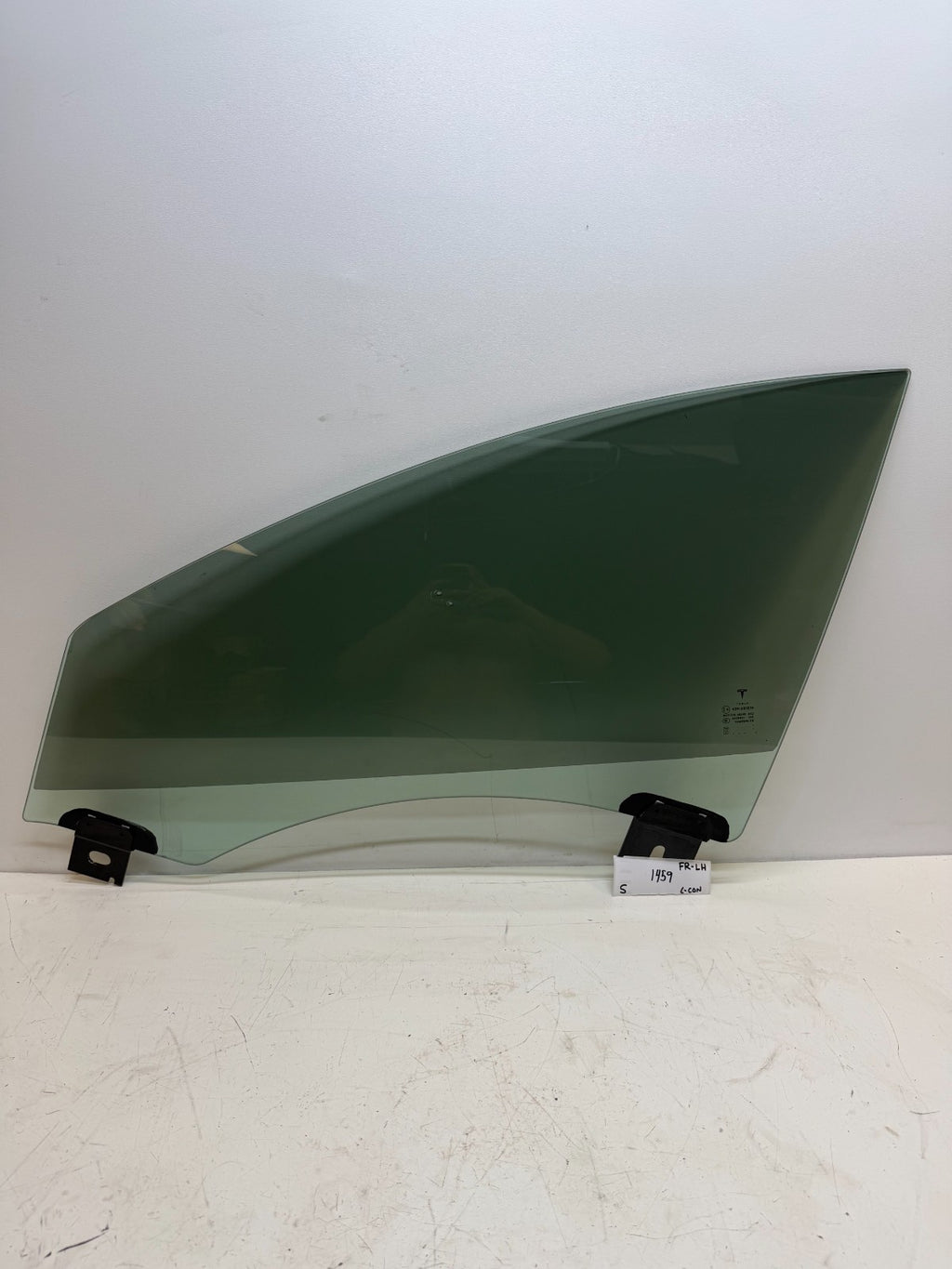 2012-2020 Tesla Model S Front LH Door Window Glass Left 43R-001074