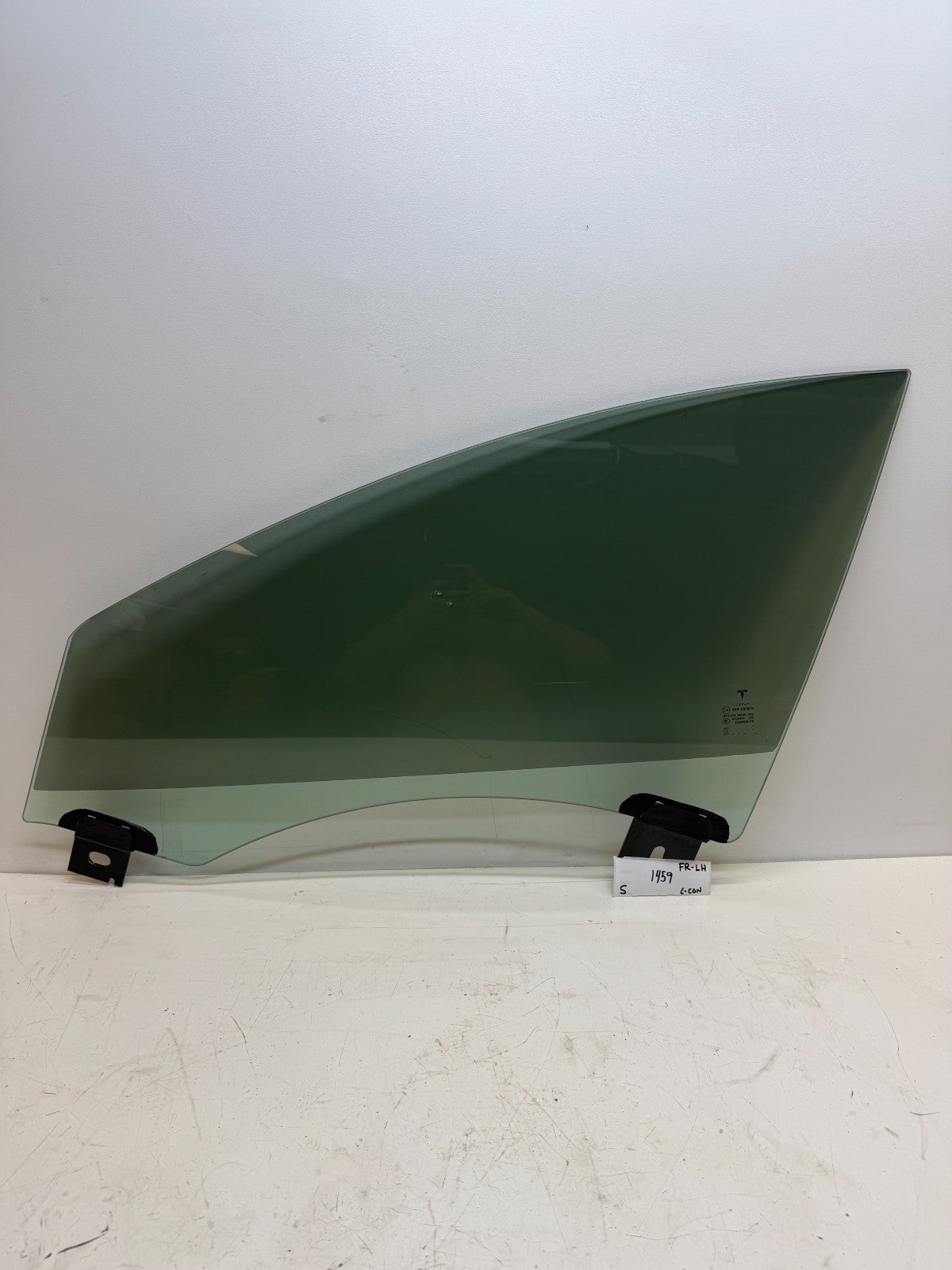 2012-2020 Tesla Model S Front LH Door Window Glass Left 43R-001074