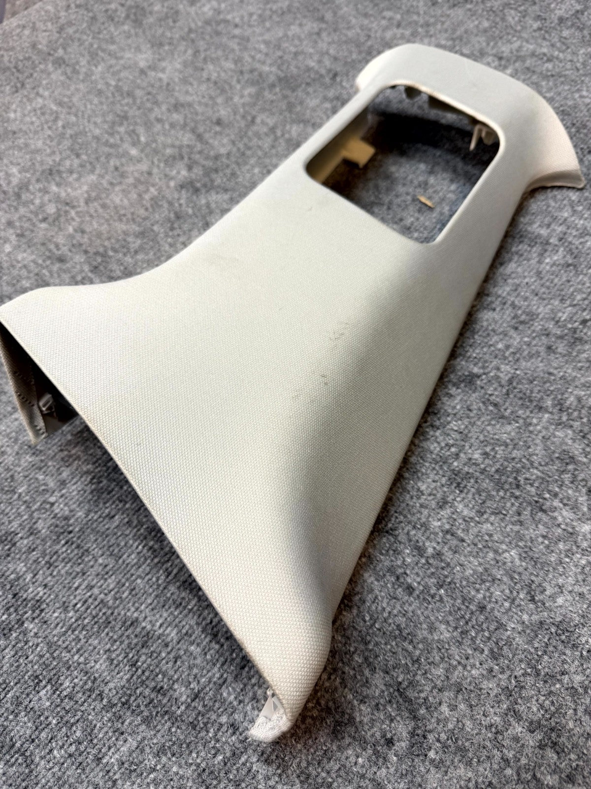 2020 - 2024 TESLA MODEL Y FRONT LEFT B-PILLAR LOWER TRIM COVER OEM, 1494606-00-C