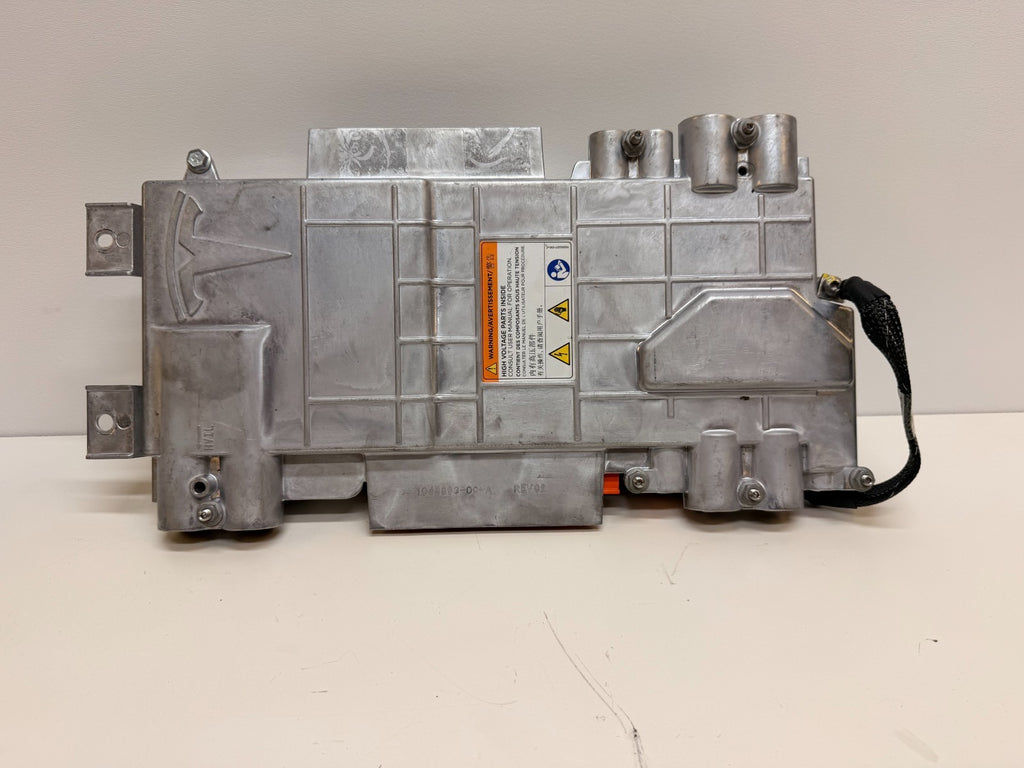 2012-15 Tesla Model S 1-Phase High Voltage Junction Box Dual Motor 1048680-00-A