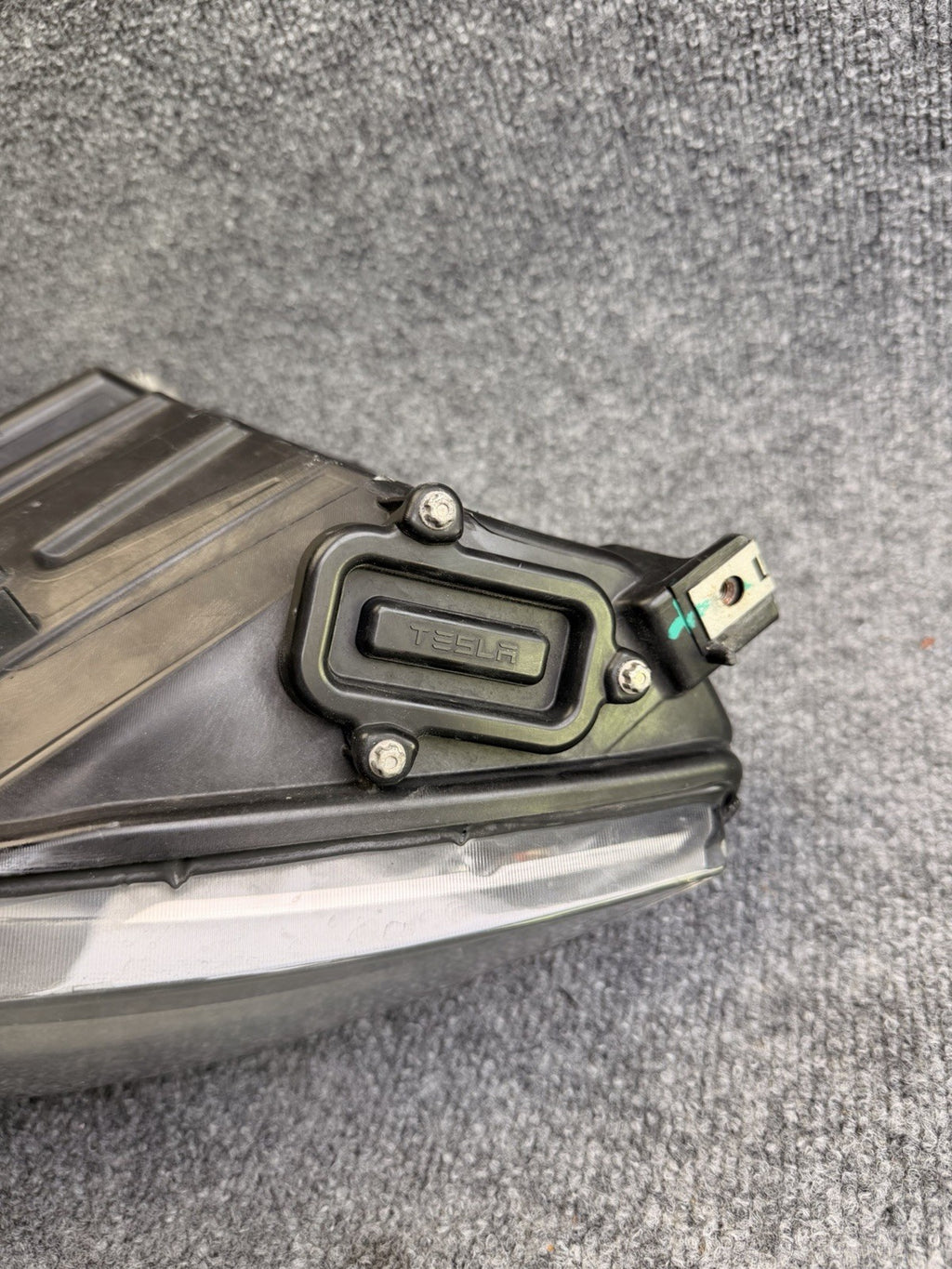 2012-2016 Tesla Model S HID DRL LED Right Side Headlight OEM 6005907-00-D