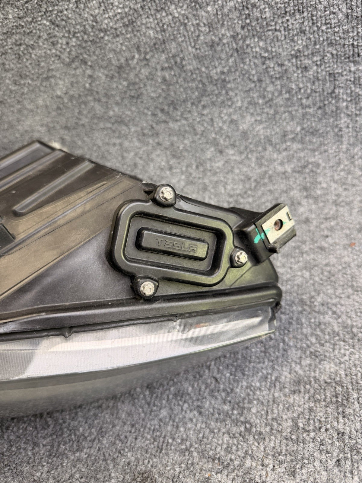 2012-2016 Tesla Model S HID DRL LED Right Side Headlight OEM 6005907-00-D