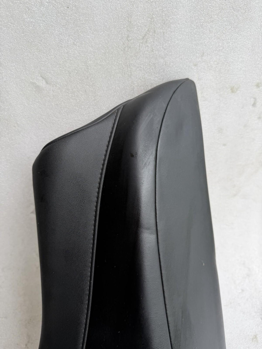 ♦️2017-2023 TESLA MODEL 3 REAR RIGHT SIDE SEAT BOLSTER CUSHION OEM, 1096031-61-I