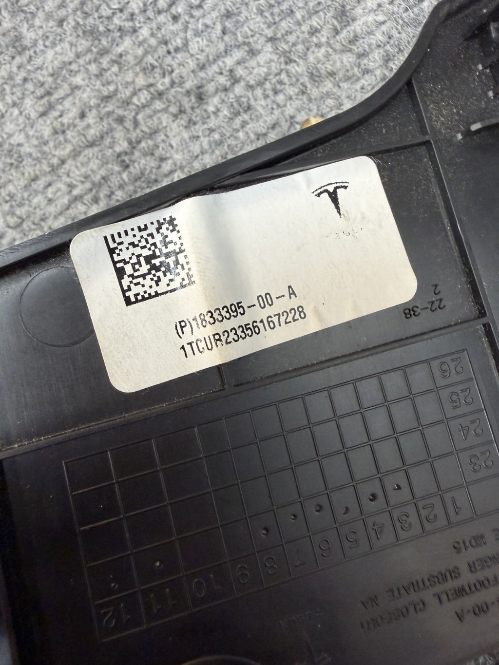 2020-2024 TESLA MODEL Y RIGHT PASSENGER SIDE FOOTWELL COVER OEM, 1833395-00-A