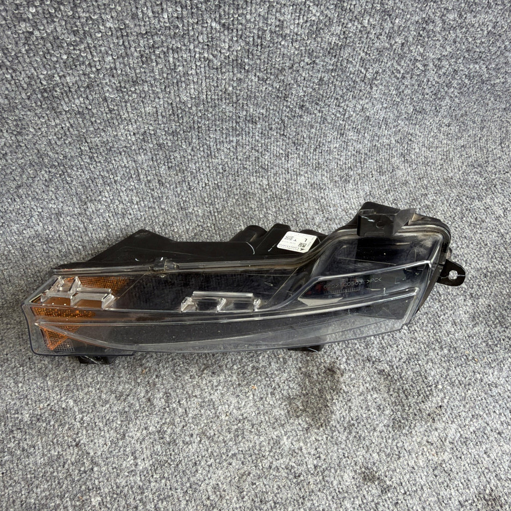 2017 - 2023 TESLA MODEL 3 FRONT BUMPER LEFT SIDE FOG LIGHT LAMP OEM 107738900F