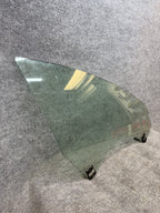 2017 – 2023 TESLA MODEL 3 FRONT RIGHT SIDE DOOR WINDOW GLASS OEM, 1568569-00-C