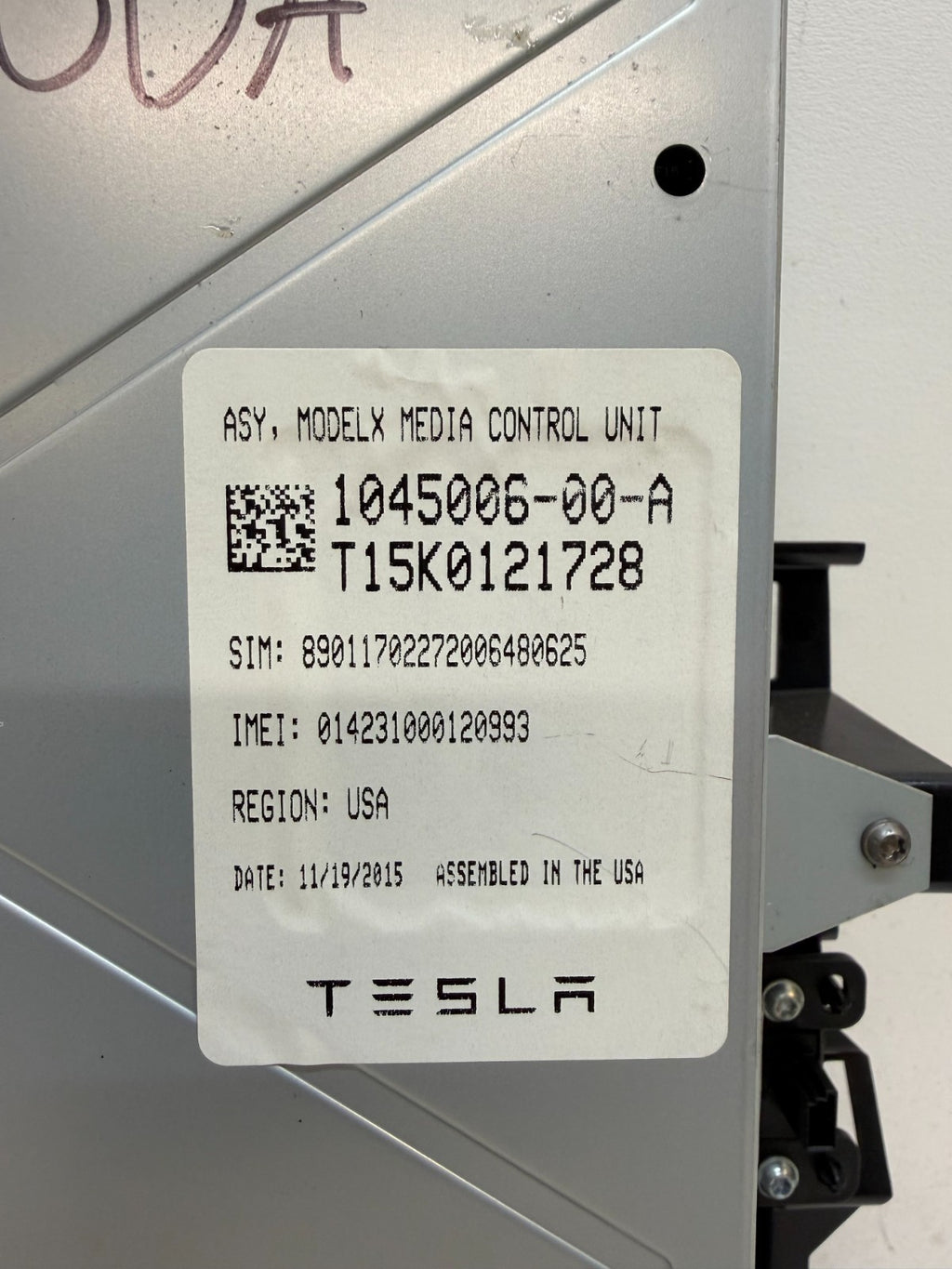 2016-2020 Tesla Model X Touch Screen Display Media Control Monitor 1045006-00-A