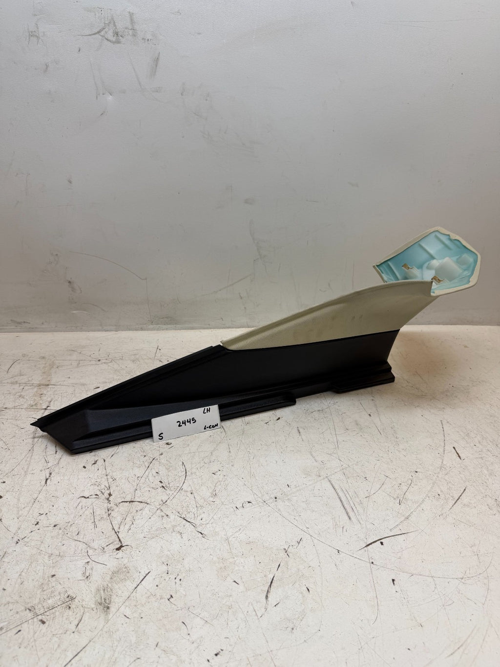 2012-2020 TESLA MODEL S REAR LEFT C-PILLAR COVER TRIM PANEL 1002510-00-C
