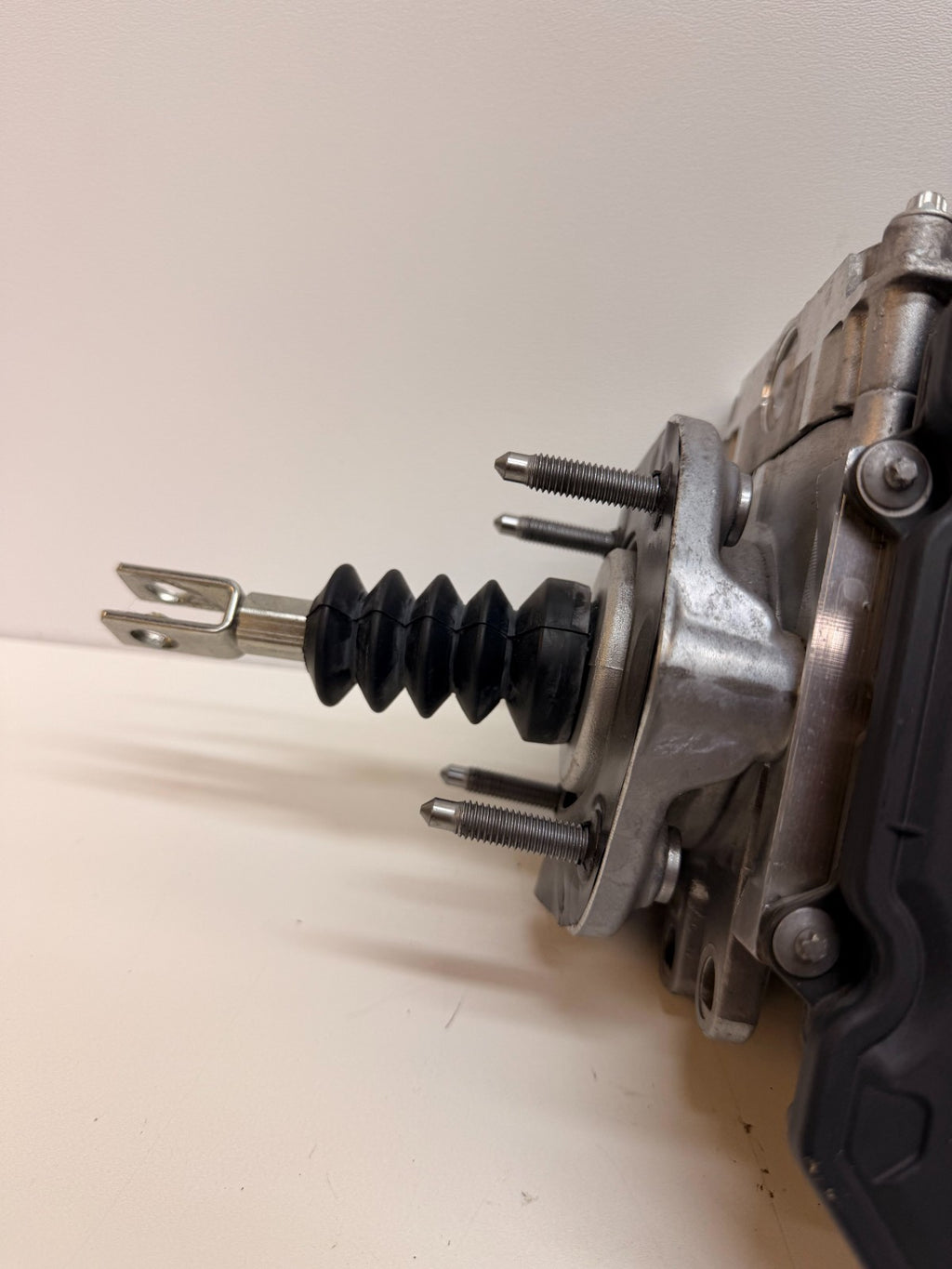 2012-2016 Tesla Model S Electromechanical Brake IBooster Servo 1037123-00-B