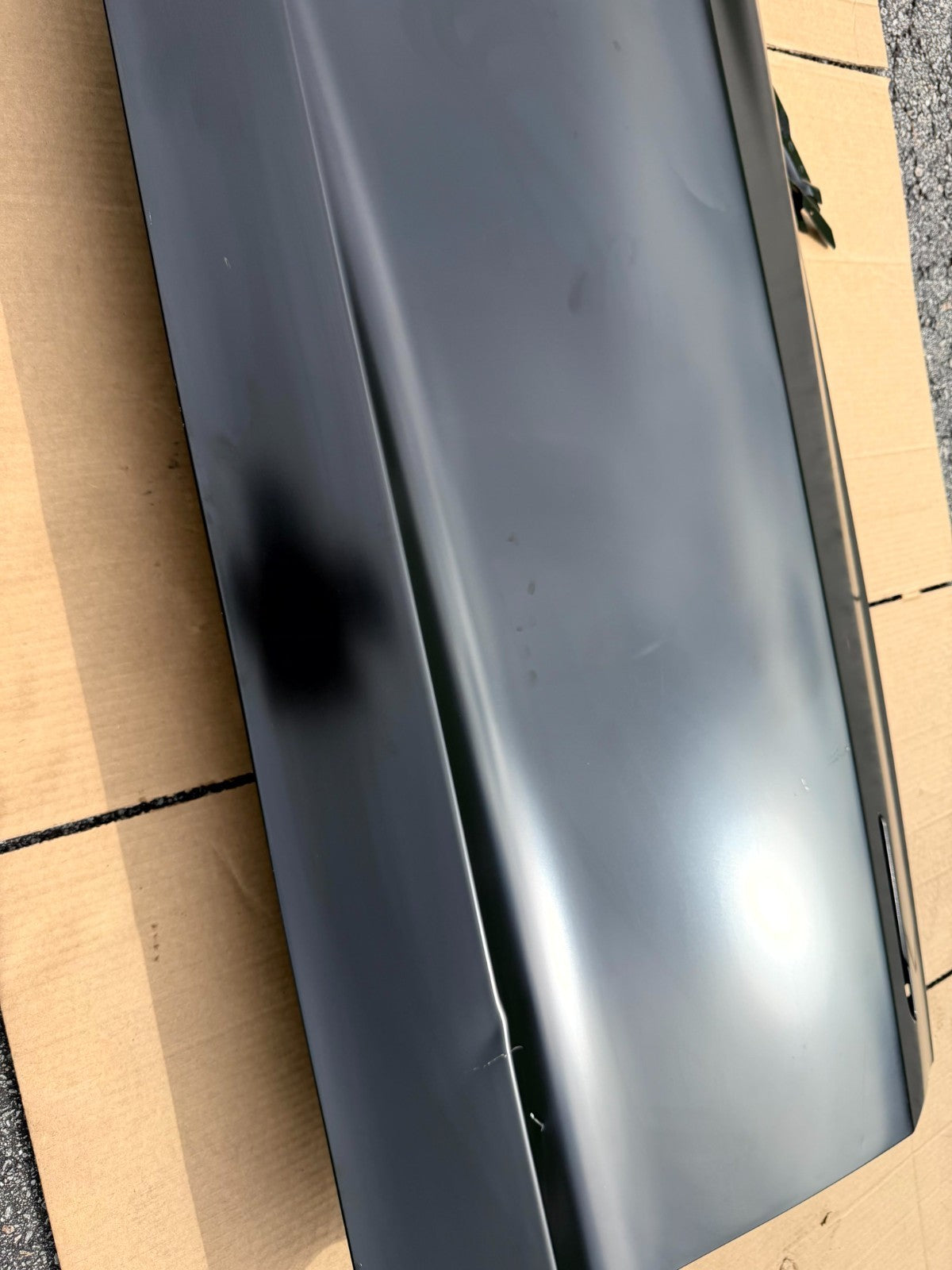 2017 - 2023 TESLA MODEL 3 FRONT LEFT DRIVER SIDE DOOR SHELL OEM, 1081421-E0-C