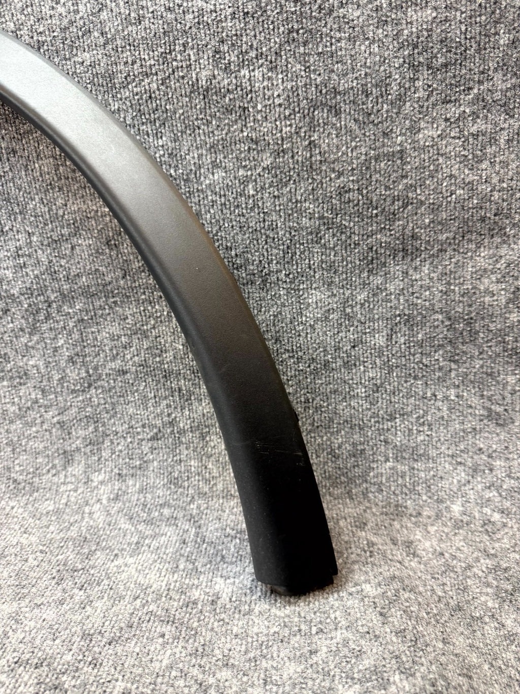 2020-2024 TESLA MODEL Y REAR LEFT WHEEL FENDER FLARE MOLDING OEM, 1494187-00-C