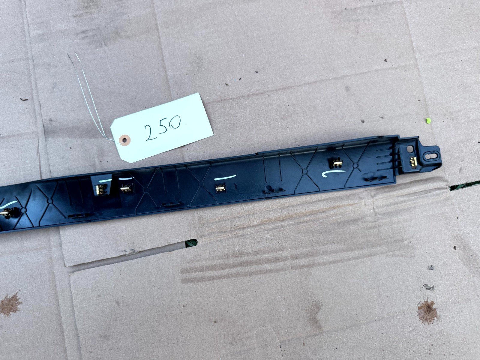 ♦️16-20 Tesla Model X Rear Right Passenger C Pillar Middle Trim OEM, 107329400E