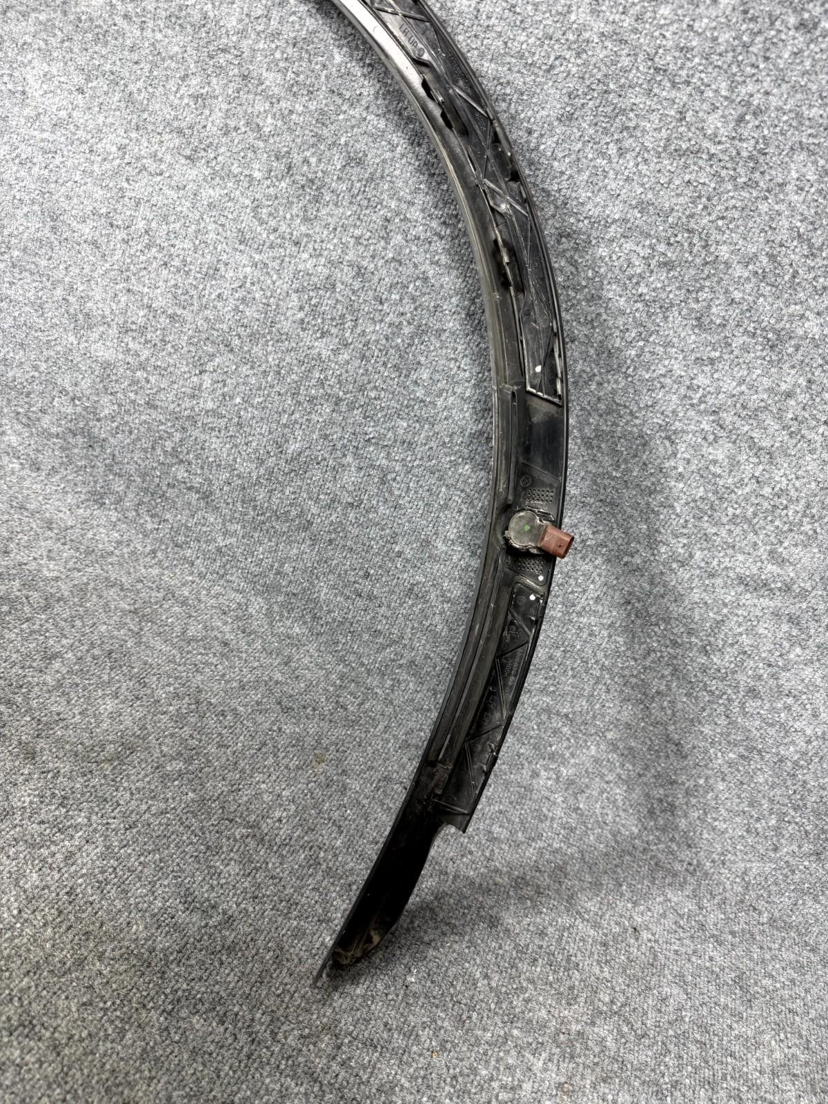 16-21 Tesla Model X Front Left Wheel Arch Trim Panel Molding OEM, 1075636-00-A