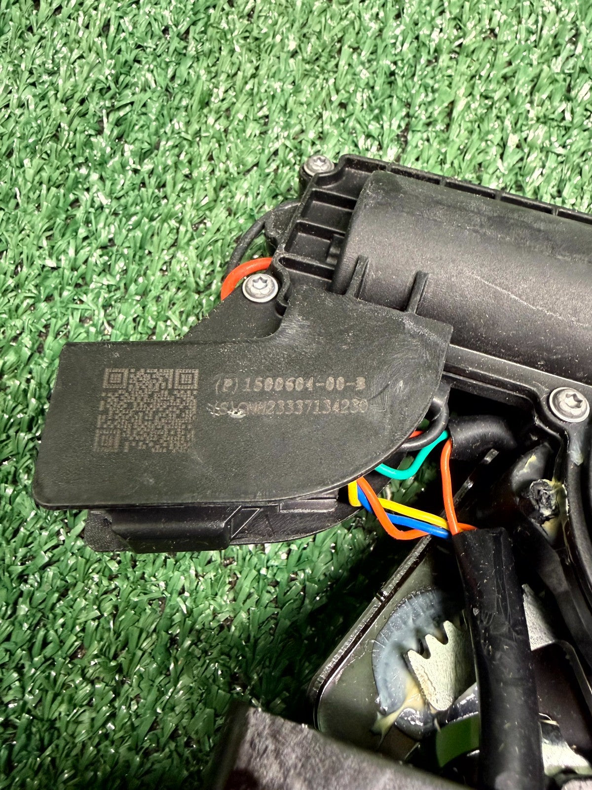 ♦️2017–2023 TESLA MODEL Y/3 REAR LIFTGATE TRUNK LOCK ACTUATOR OEM, 1500604-00-B