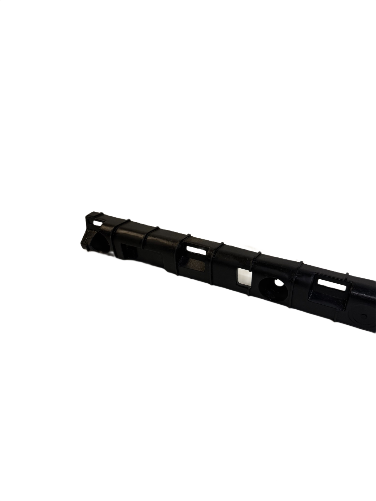 2016-25 Tesla Model X Driver Side Rocker Carrier Panel Trim Bracket 1046690-00-B
