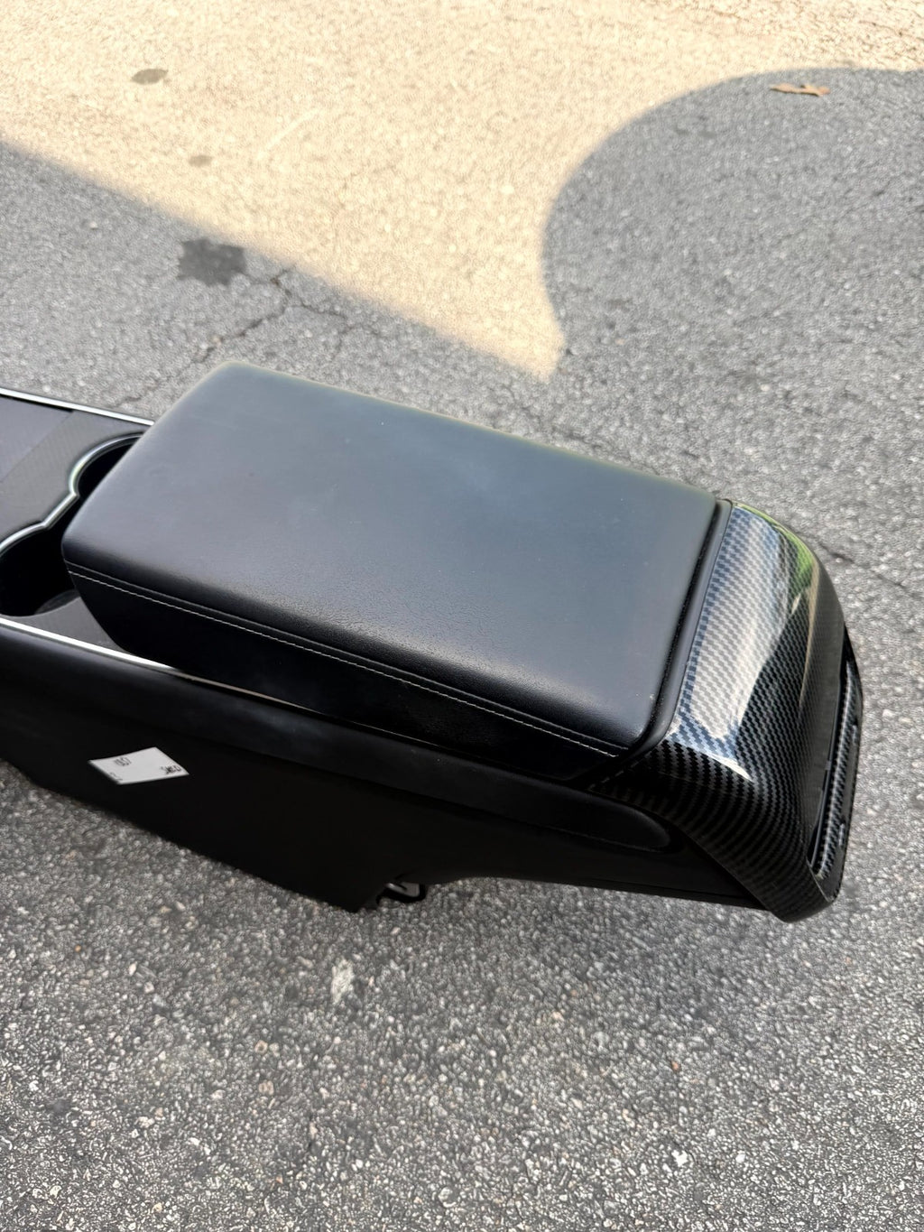 2017 – 2023 TESLA MODEL 3 FRONT CENTER CONSOLE ARMREST OEM, 1755501-99-A