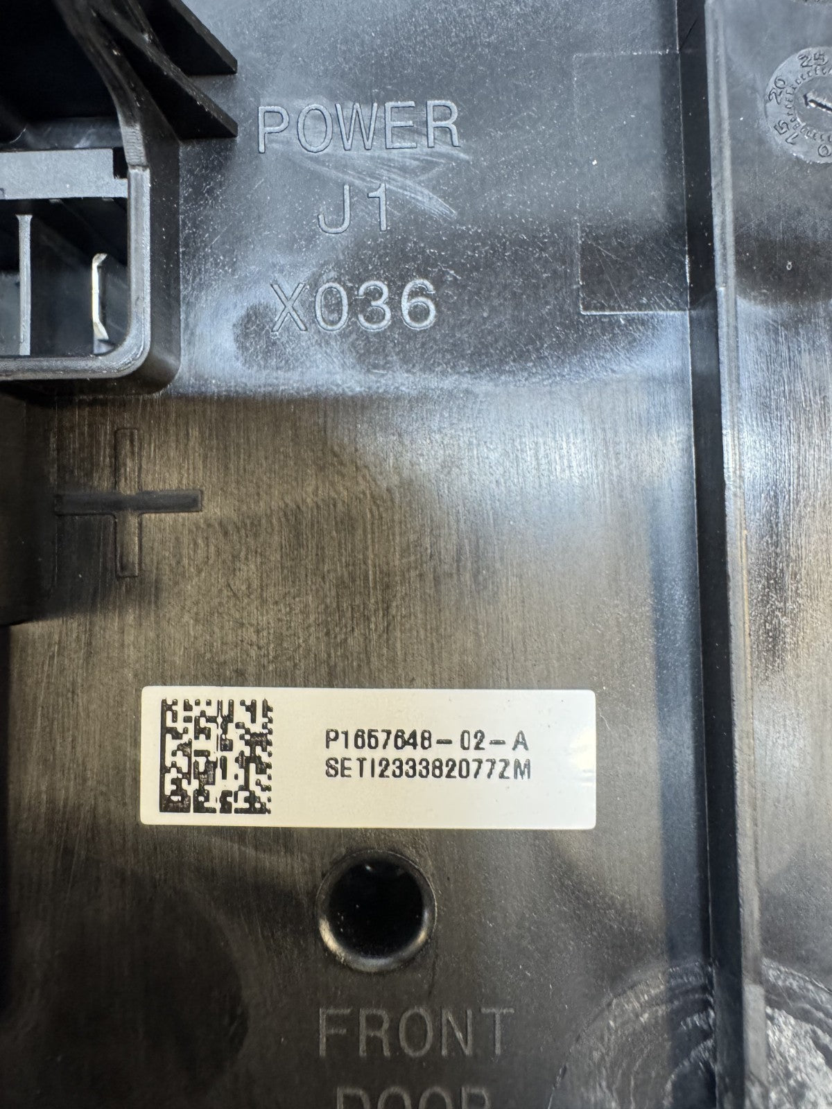 2020-2024 TESLA MODEL Y LEFT BODY CONTROLLER COMPUTER UNIT OEM, 1657648-02-A