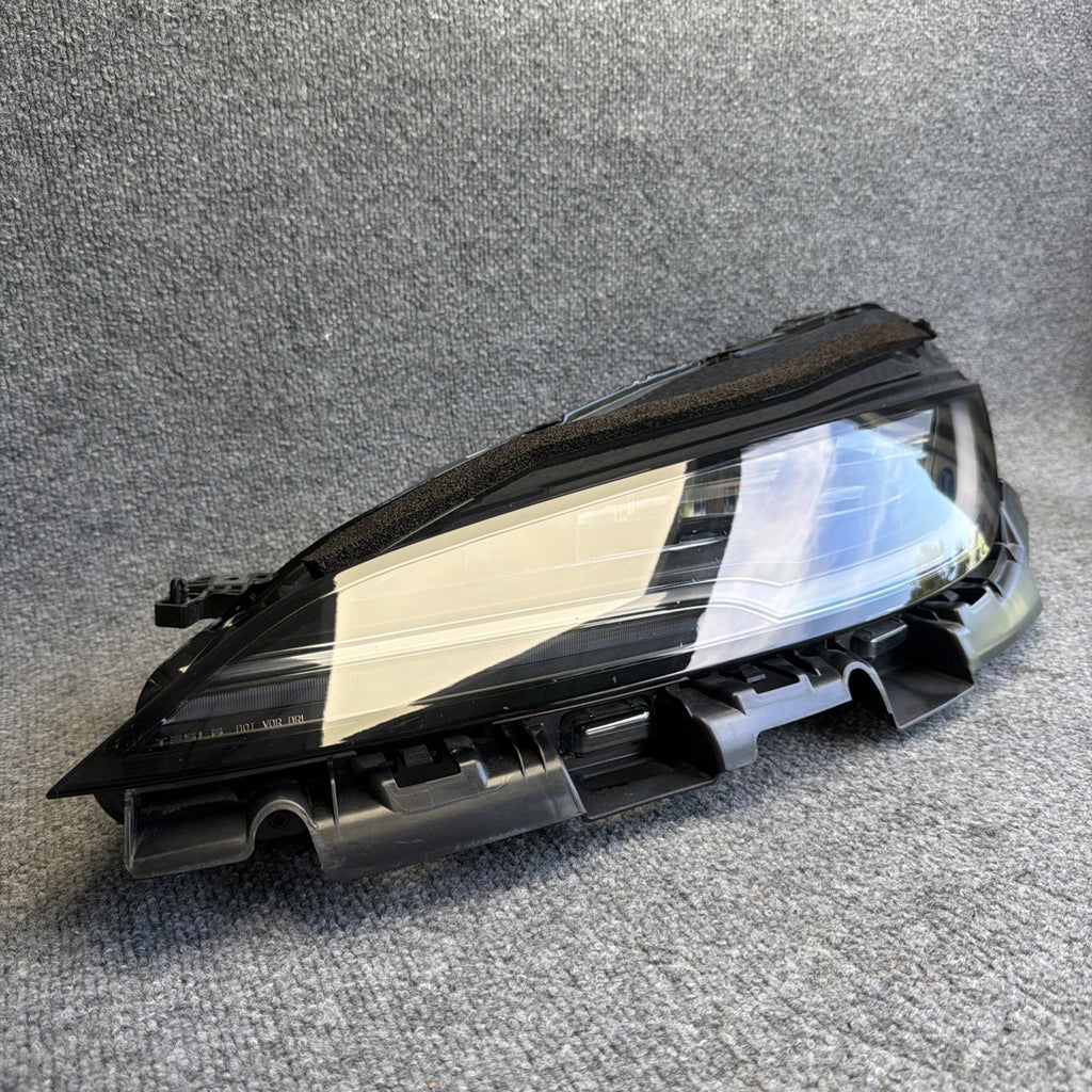 2024-2025 TESLA MODEL 3 HEADLIGHT OEM LEFT LH DRIVER SIDE LED 1694086-00-G