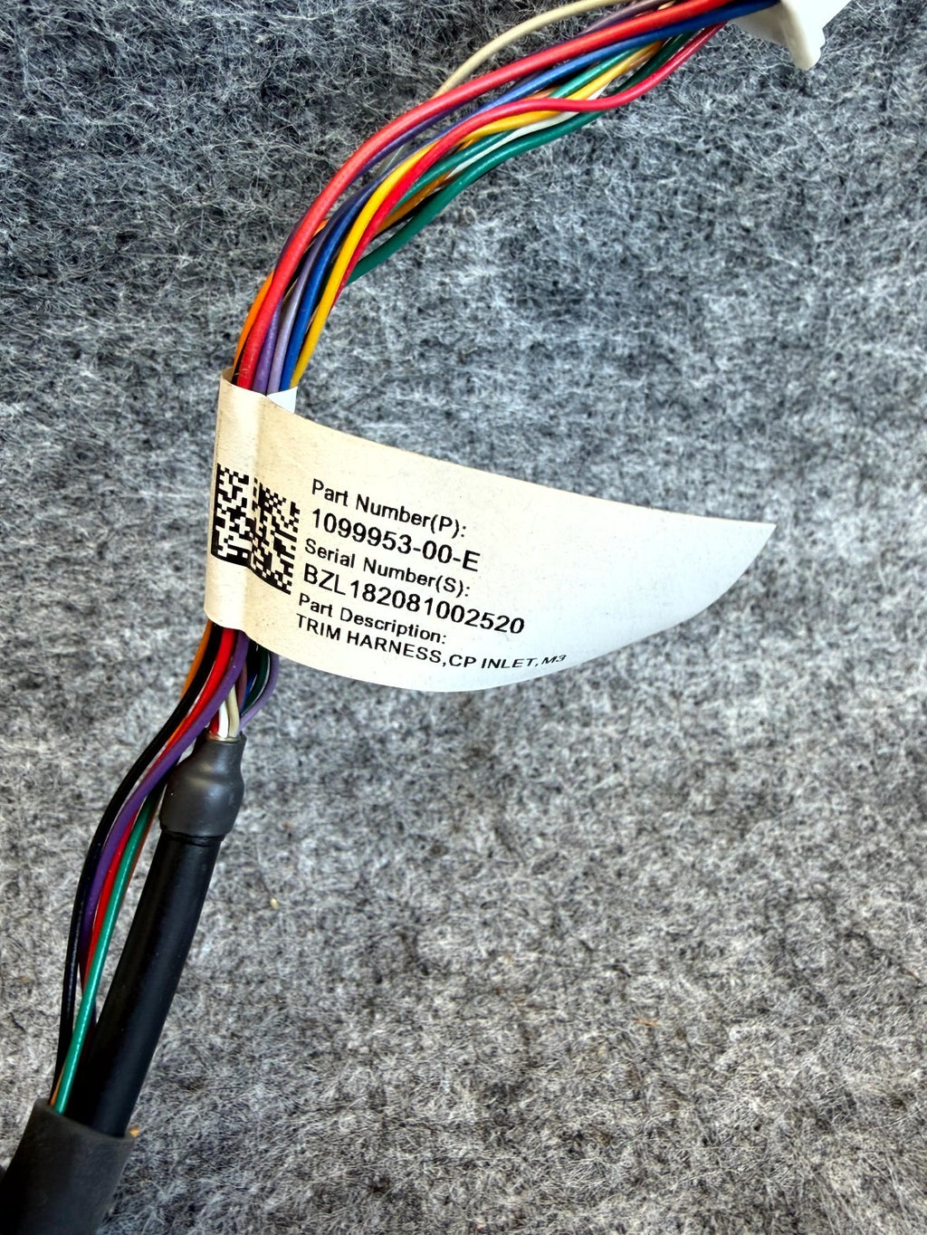 ♦️17–23 TESLA MODEL 3 REAR LEFT CHARGE CHARGING PORT REFLECTOR OEM, 1099953-00-E