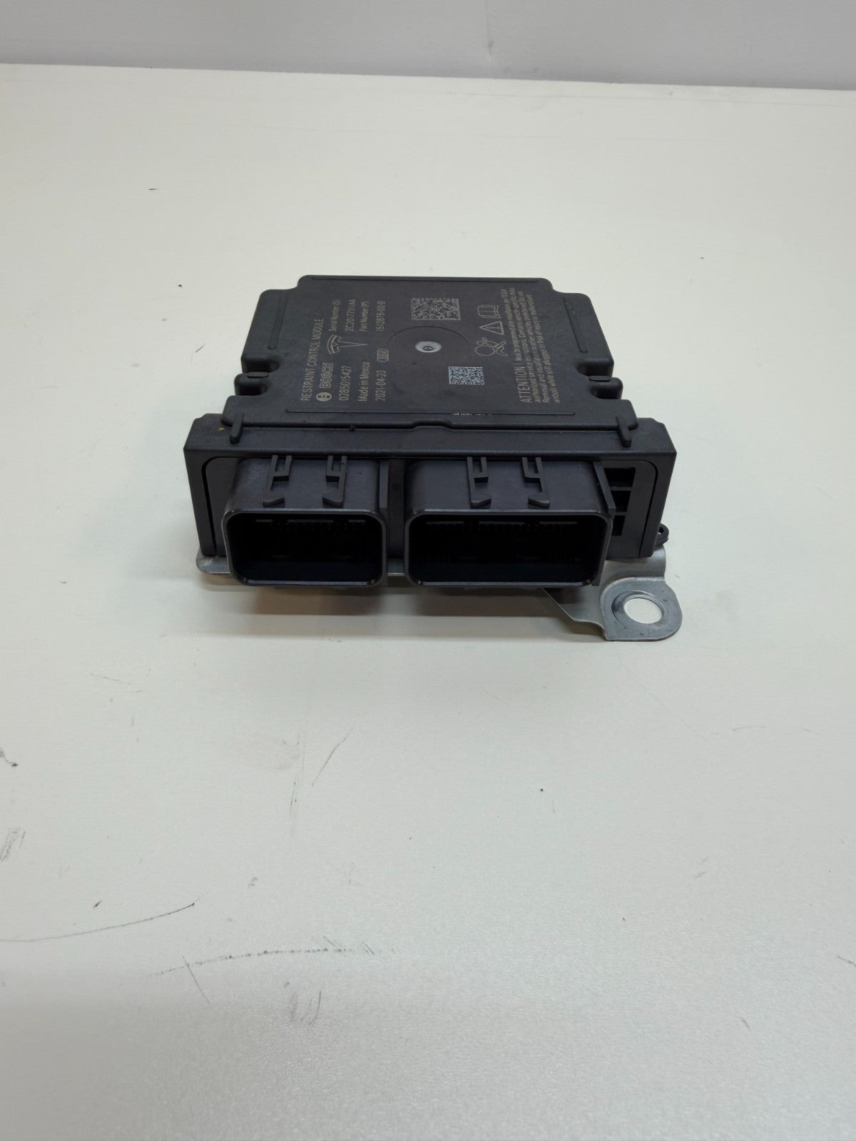 2017-2025 Model Y Universal Restraint Diagnostic Control Module SRS 1512876-00-B