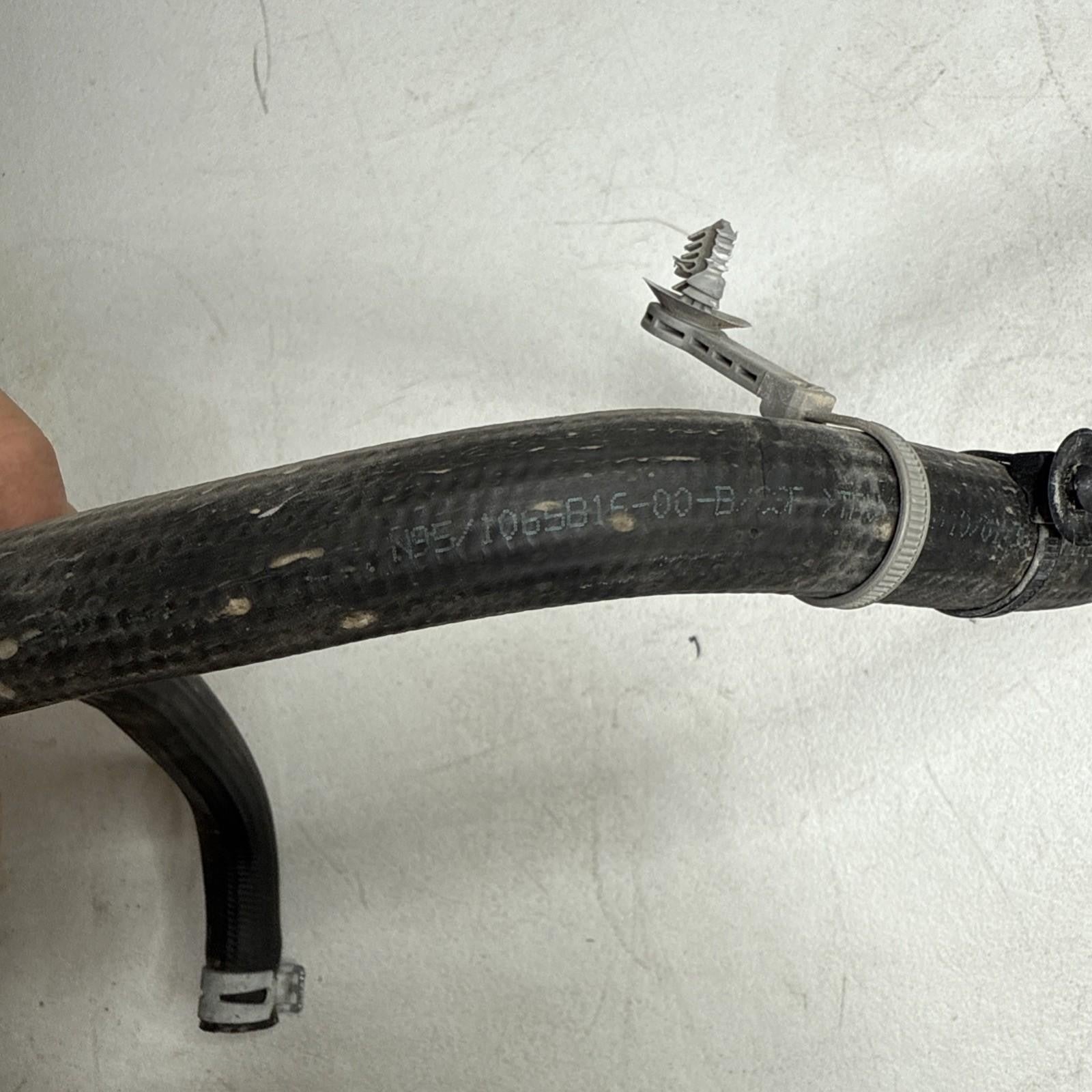 ♦️2012-2020 TESLA MODEL S RADIATOR COOLANT COOLING WATER HOSE OEM, 1065816-00-B