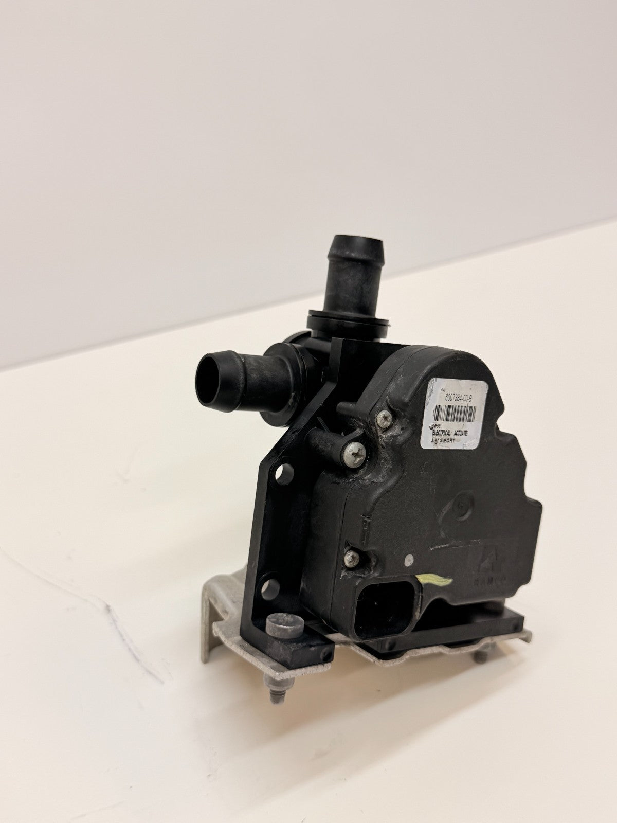 2012-2020 Tesla Model S Water Pump Cooling System Electric Motor W/ Bracket