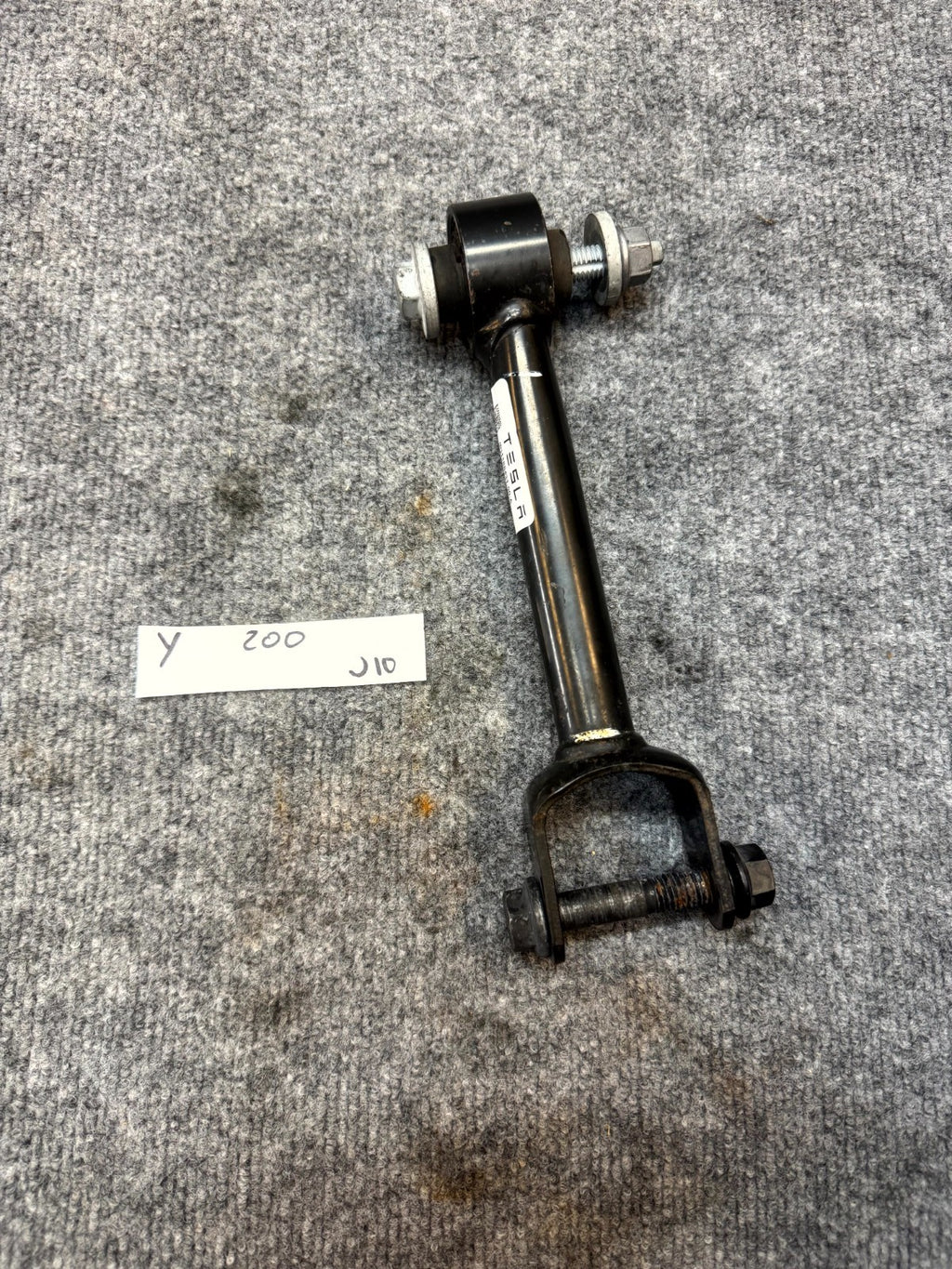 2020 - 2024 TESLA MODEL Y REAR RIGHT / LEFT LOWER CONTROL ARM OEM, 1188431-00-A