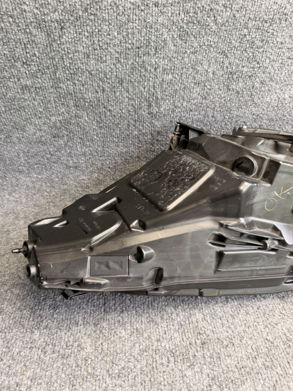 OEM 21-24 Tesla Model 3-Y Right Passenger Matrix LED Headlight 1514953-00-D