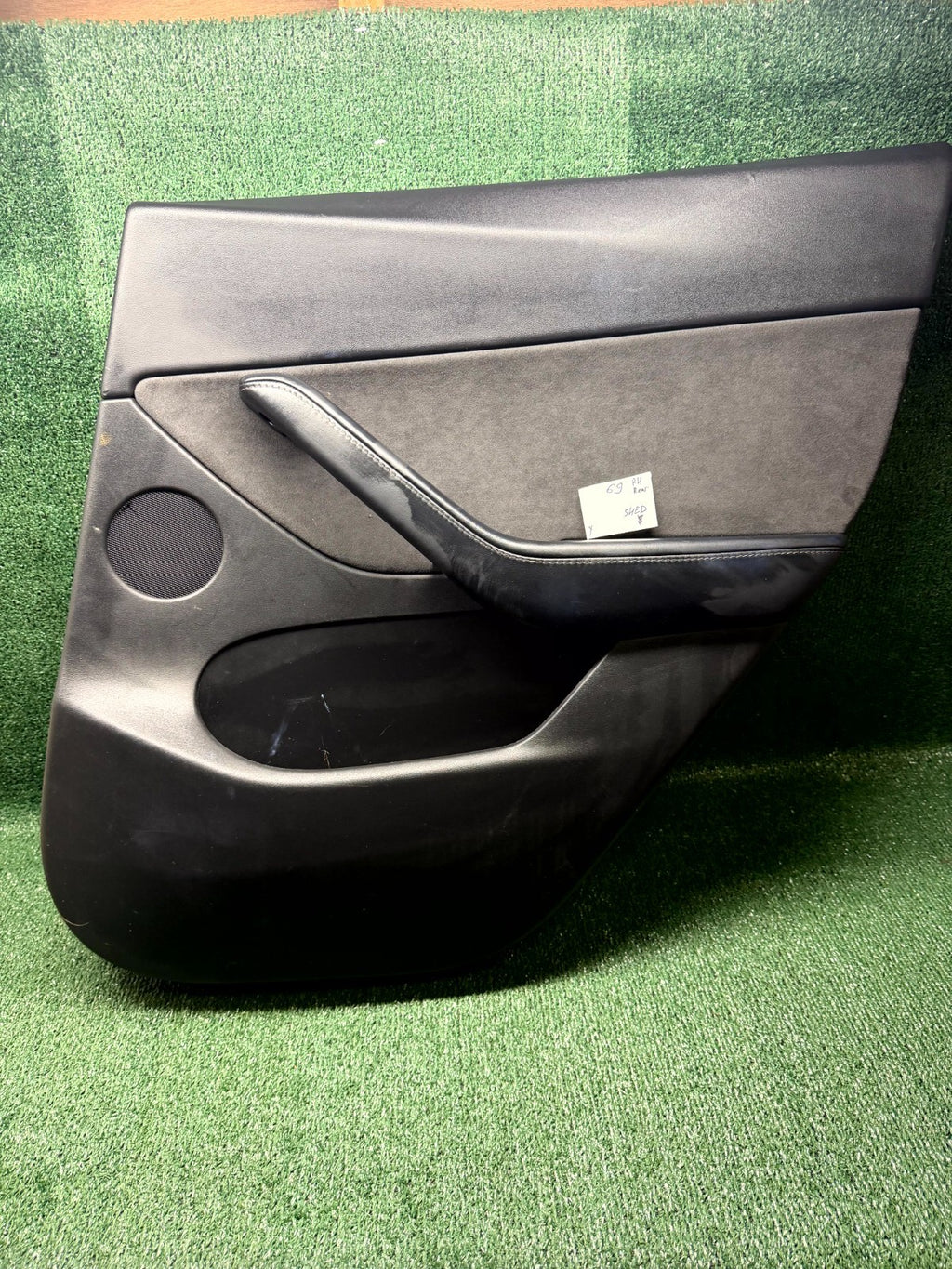 ♦️2020 - 2023 TESLA MODEL Y REAR RIGHT SIDE DOOR PANEL TRIM OEM, 14983886-00-A