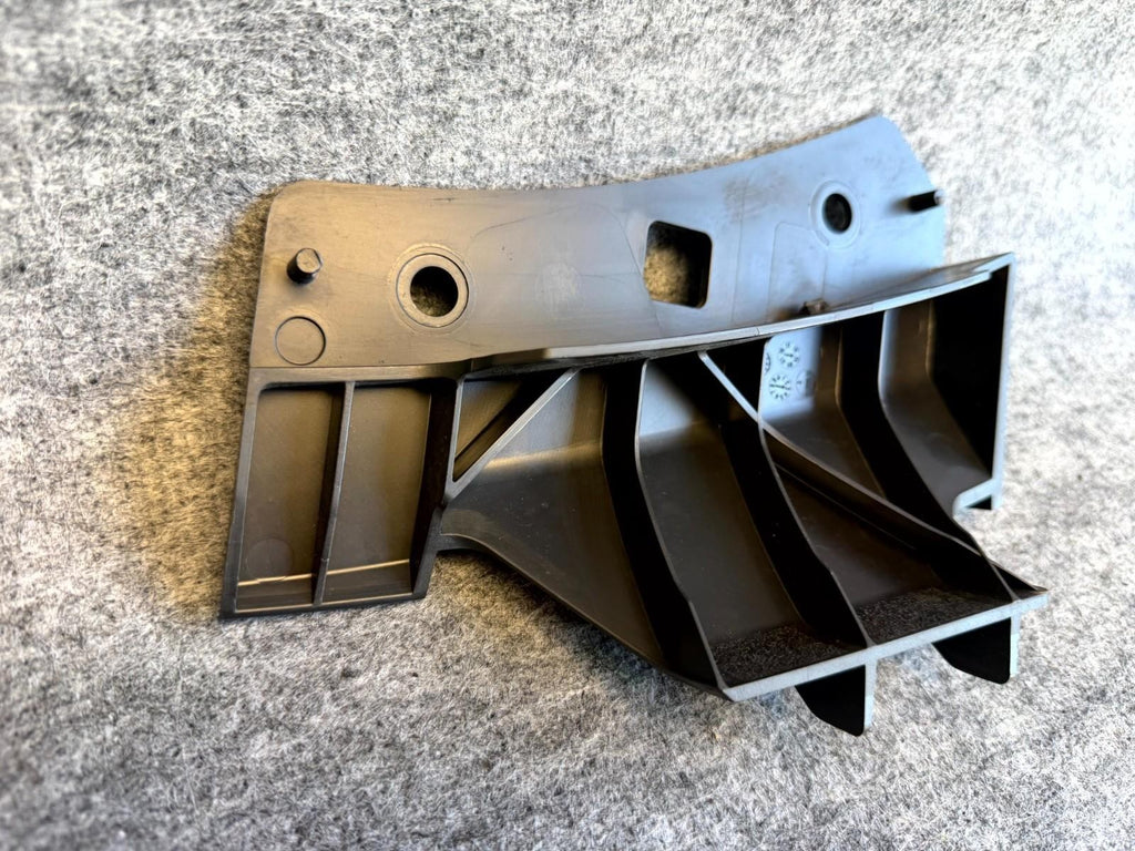 ♦️2017-2023 TESLA MODEL 3 FRONT RIGHT UPPER BUMPER BRACKET OEM, 1084170-00-B