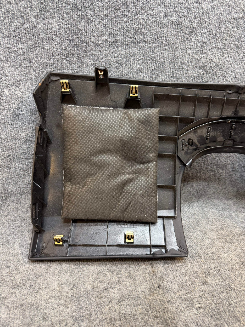 2012-20 Tesla Model S Front Left Side Lower Dash Knee Trim Cover 1007013-00-002