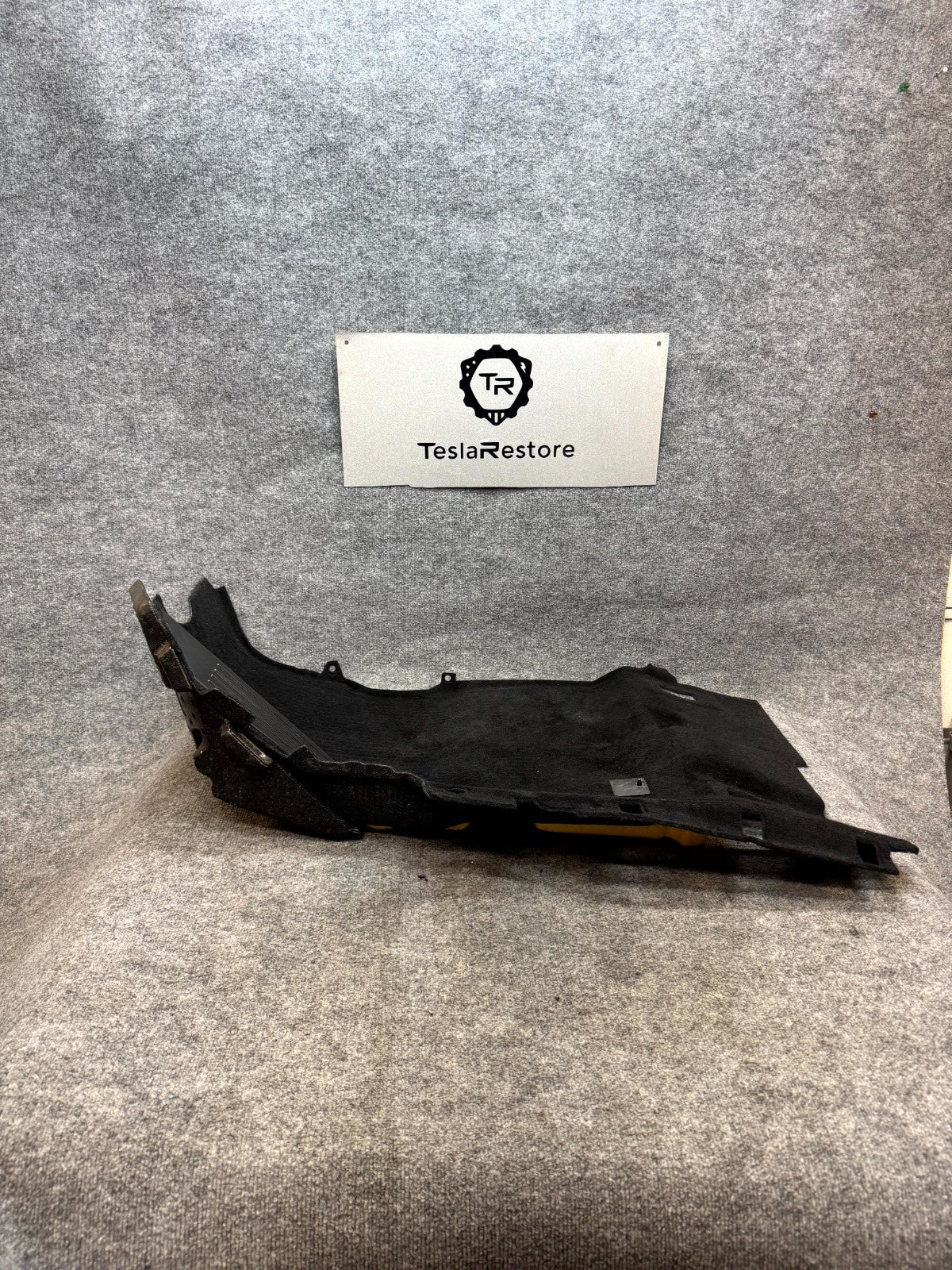 2020–2024 TESLA MODEL Y FRONT RIGHT FLOOR CARPET COVER LINER TRIM OEM 149306000J