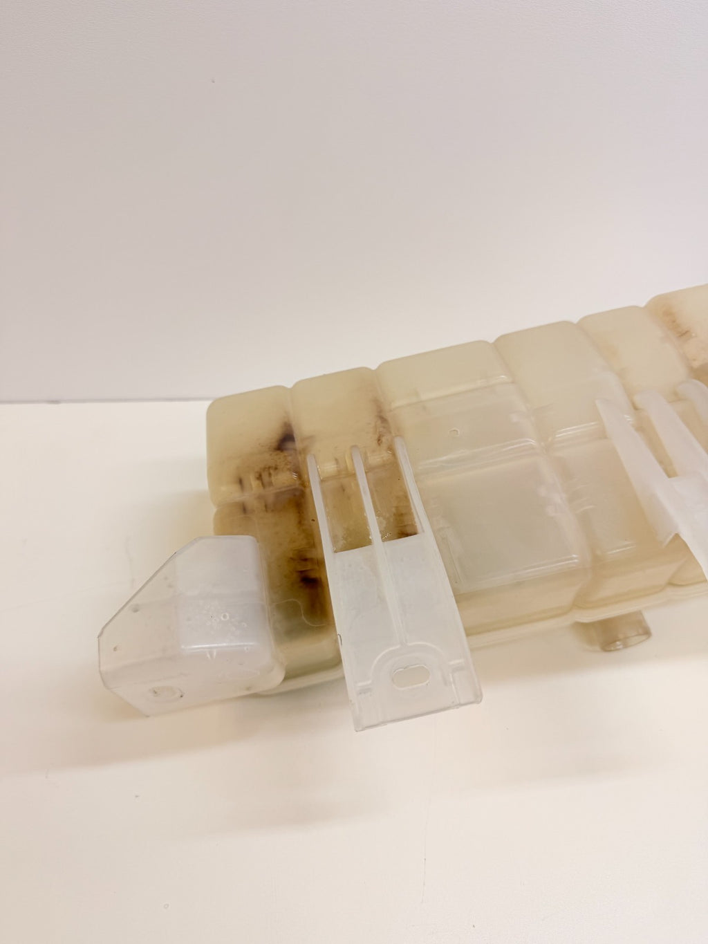 2012-2020 Tesla Model S X Coolant Reservoir Bottle Tank Assembly 1036124-00-D