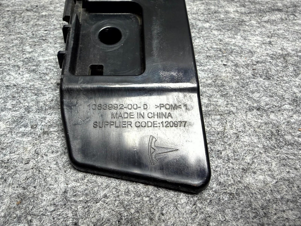 ♦️2017-2023 TESLA MODEL 3 REAR LEFT SIDE TAILLAMP BUMPER BRACKET OEM, 108399200D