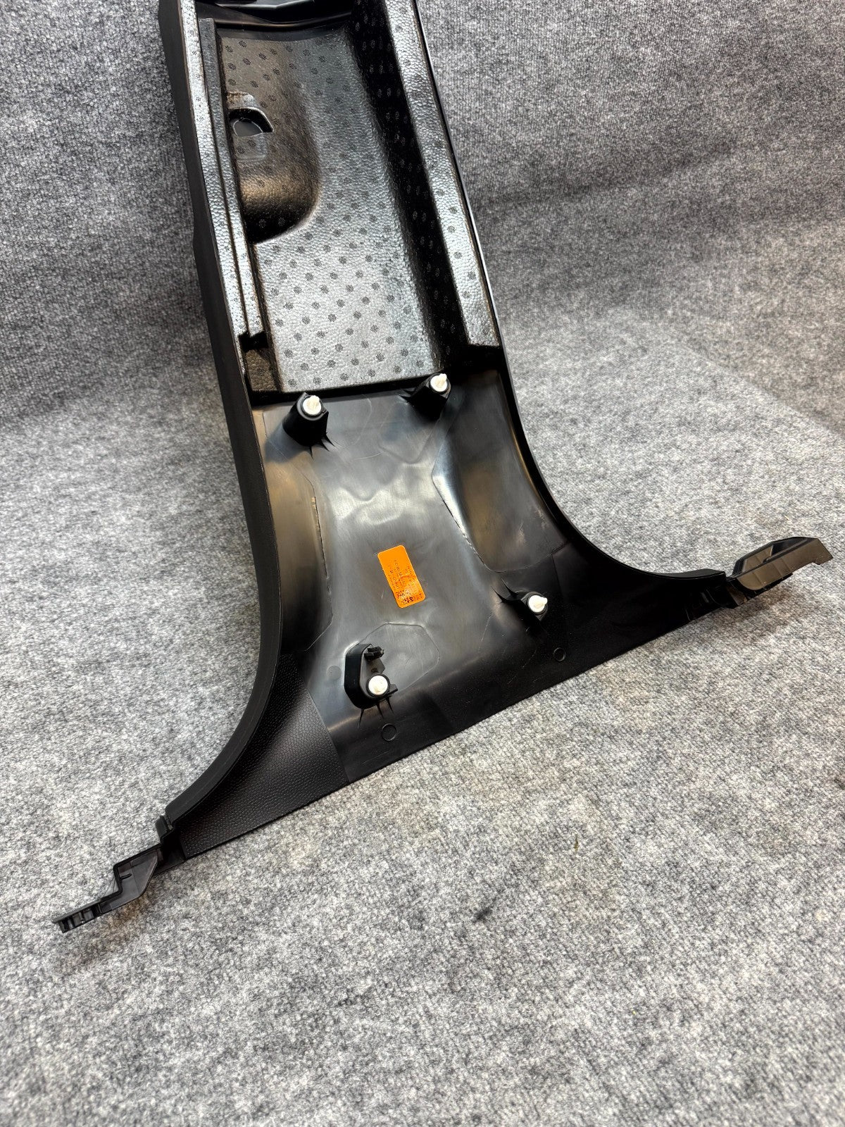 20-24 TESLA MODEL Y LEFT SIDE B-PILLAR LOWER COVER TRIM PANEL OEM, 1494623-00-F