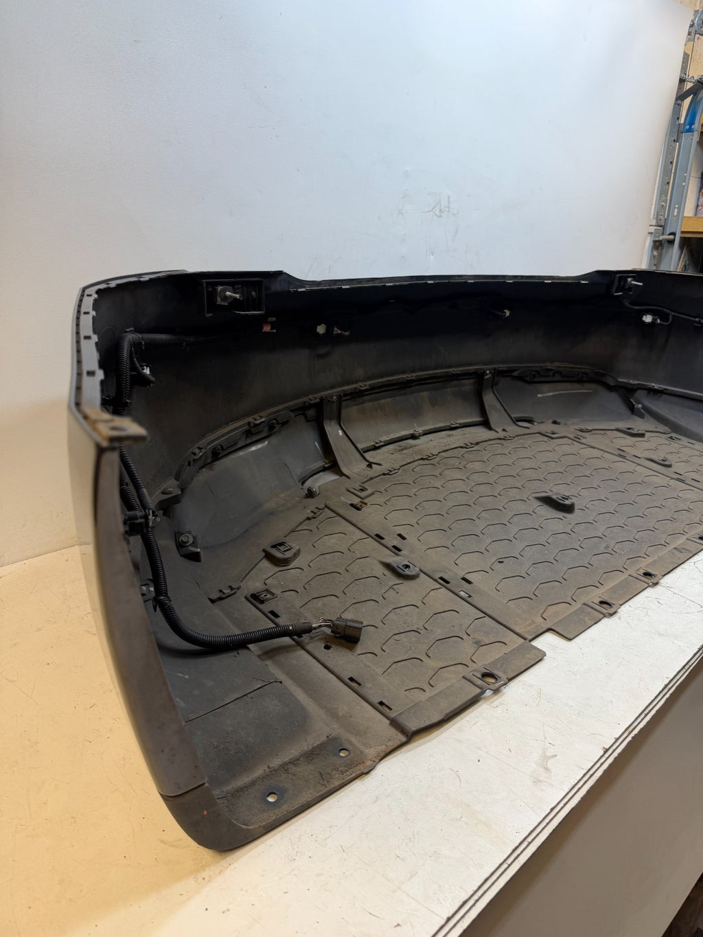 2012 - 2015 TESLA MODEL S REAR BUMPER COVER FASCIA OEM 6008179-00-D