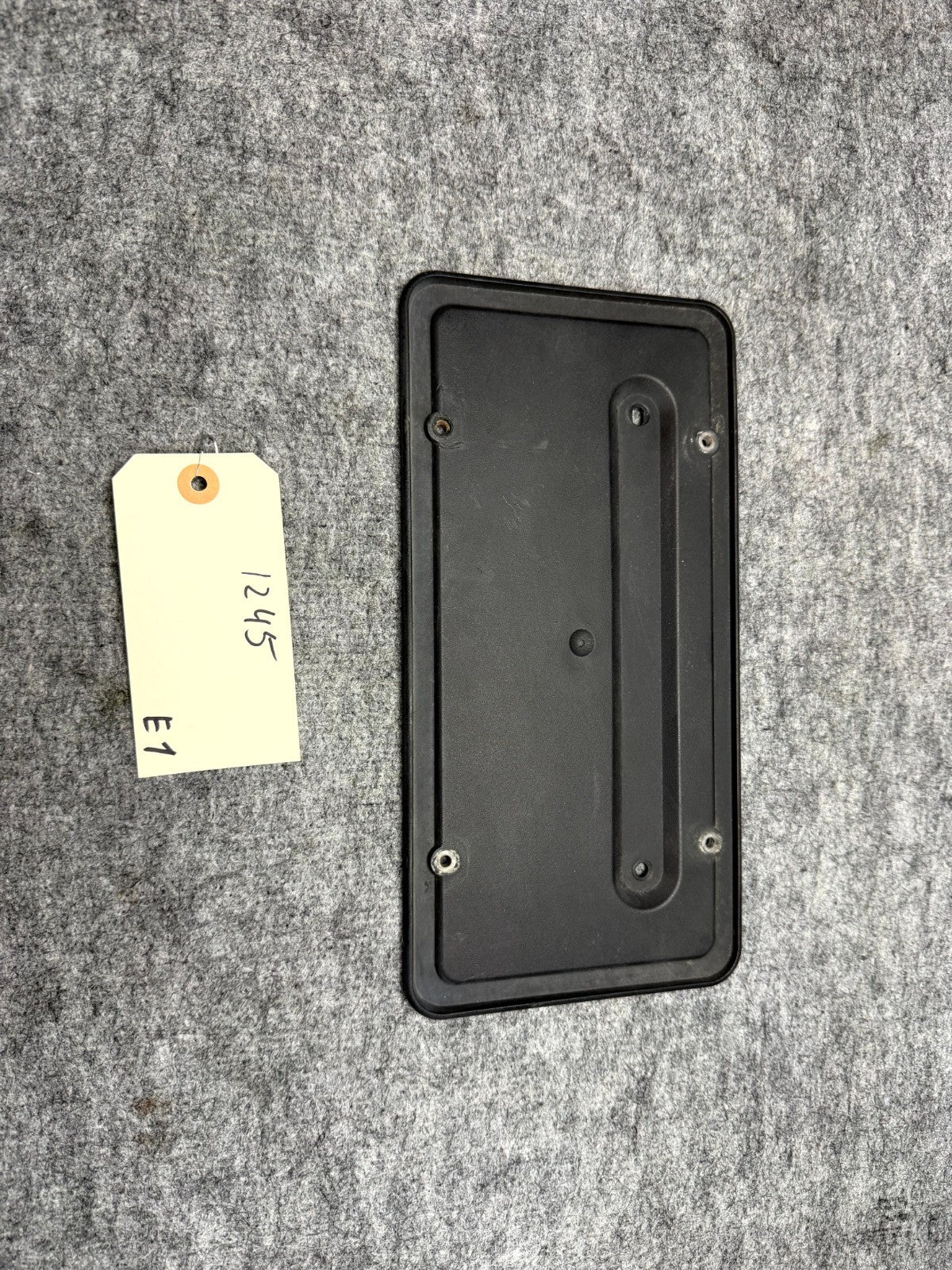 ♦️2017-2023 TESLA MODEL 3/Y REAR LICENSE PLATE HOLDER BRACKET OEM, 1096844-00-B