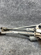 2020 - 2024 TESLA MODEL Y FRONT WINDSHIELD WIPER MOTOR OEM, 1076725-99-F