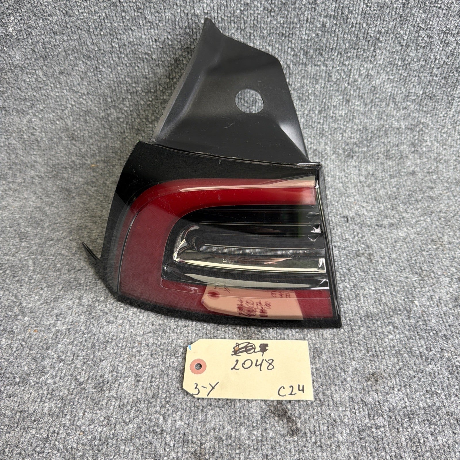 2017-2022 Tesla Model 3 Rear Driver Exterior Taillight Outer Tail Lamp Left LH
