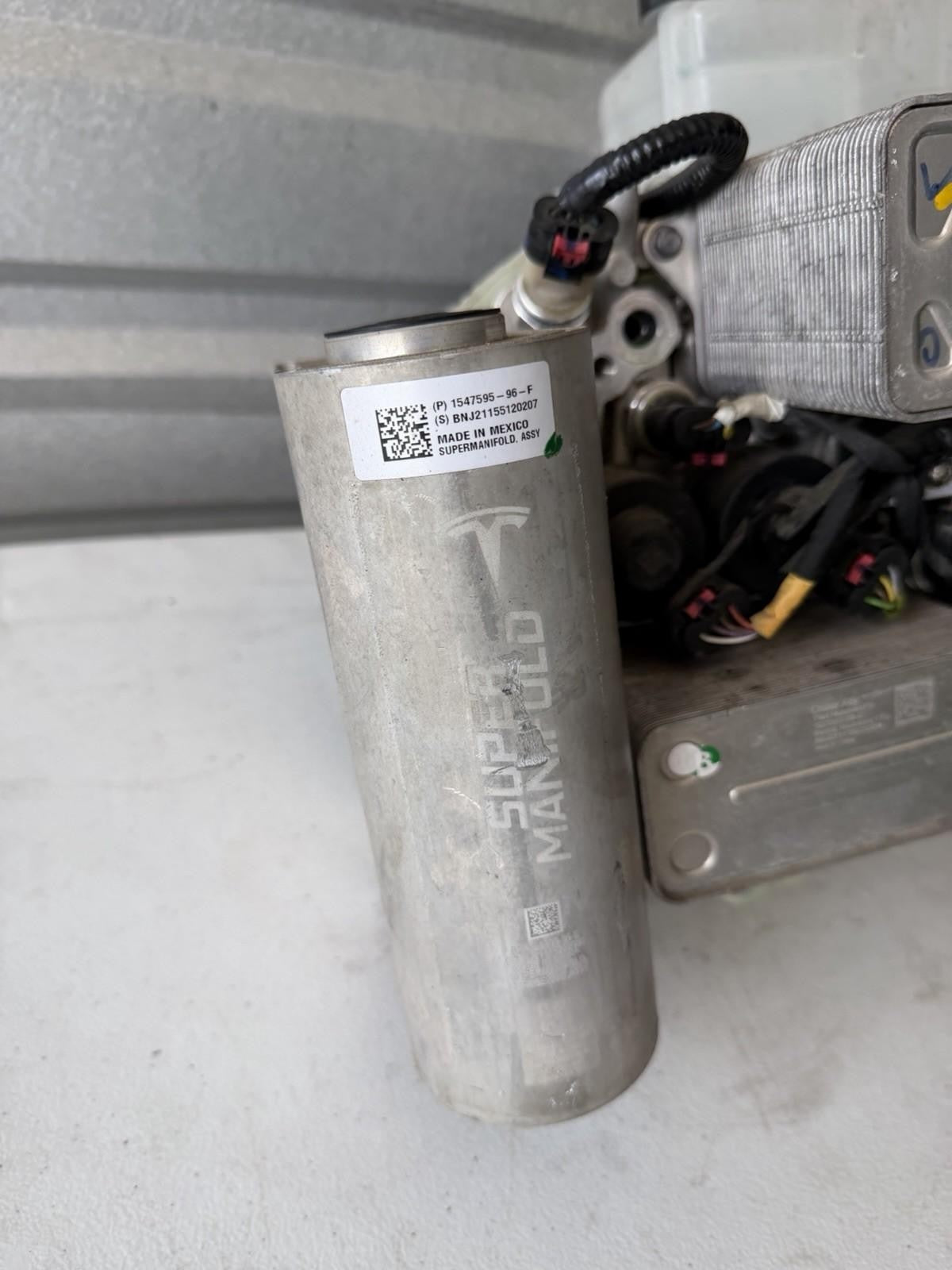 ♦️20-23 TESLA MODEL 3 SUPERMANIFOLD REFRIGERANT CHILLER RESERVIOR OEM 154759596F