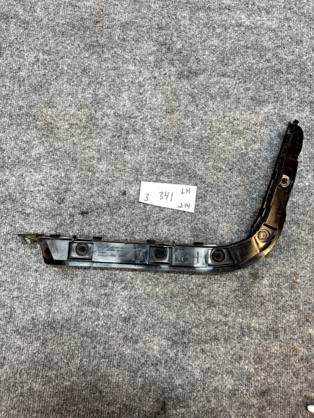 2017 - 2023 TESLA MODEL 3 REAR LEFT SIDE BUPMER MOUNT BRACKET OEM, 1083990-00-K