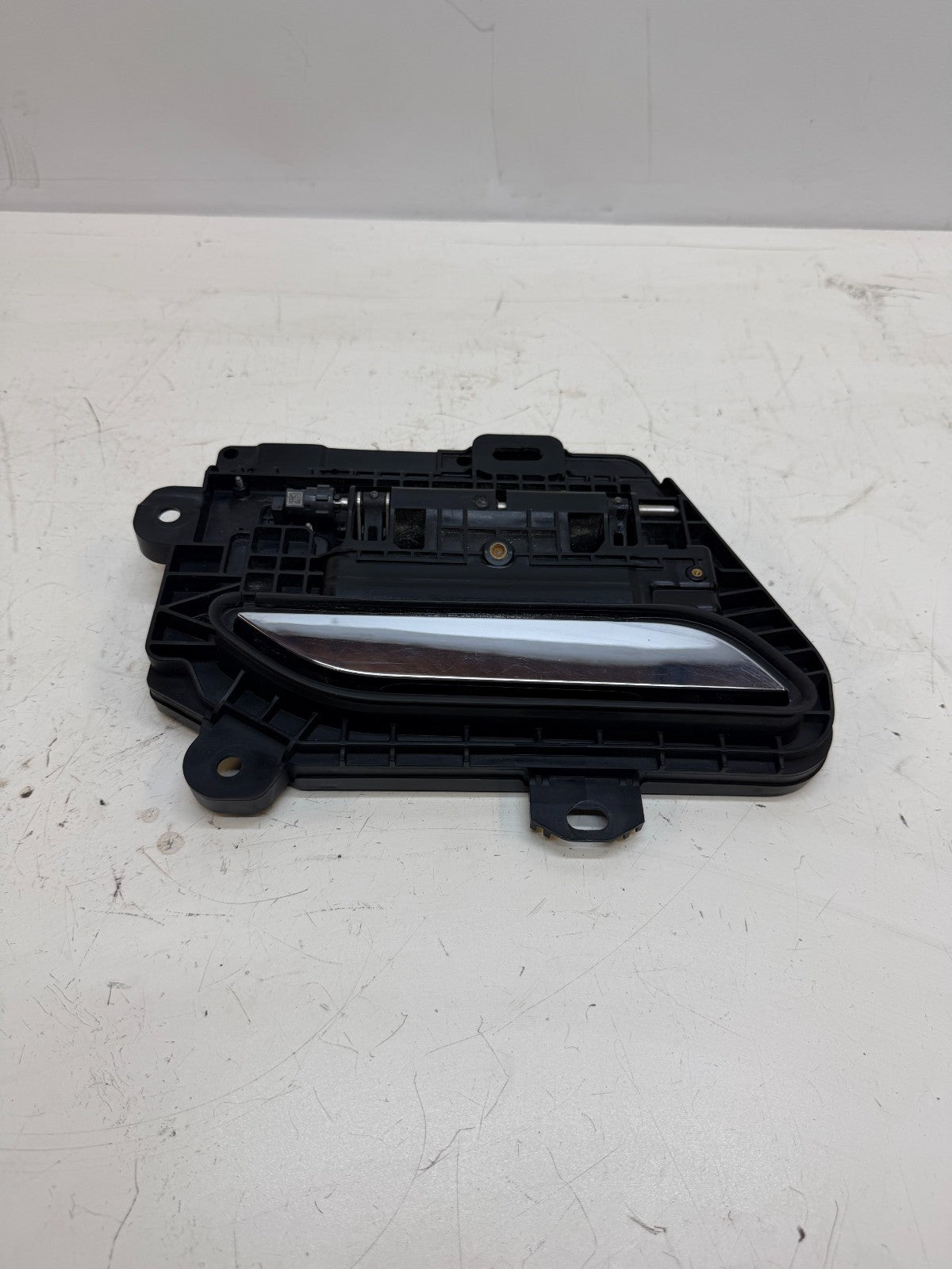16-20 Tesla Model S Rear Right Passenger Exterior Door Handle 1100300-00-A