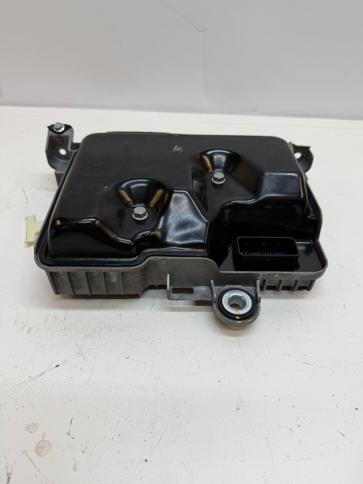 2020-2023 Tesla Model Y Front Body Control Computer Module Unit 1497319-00-E