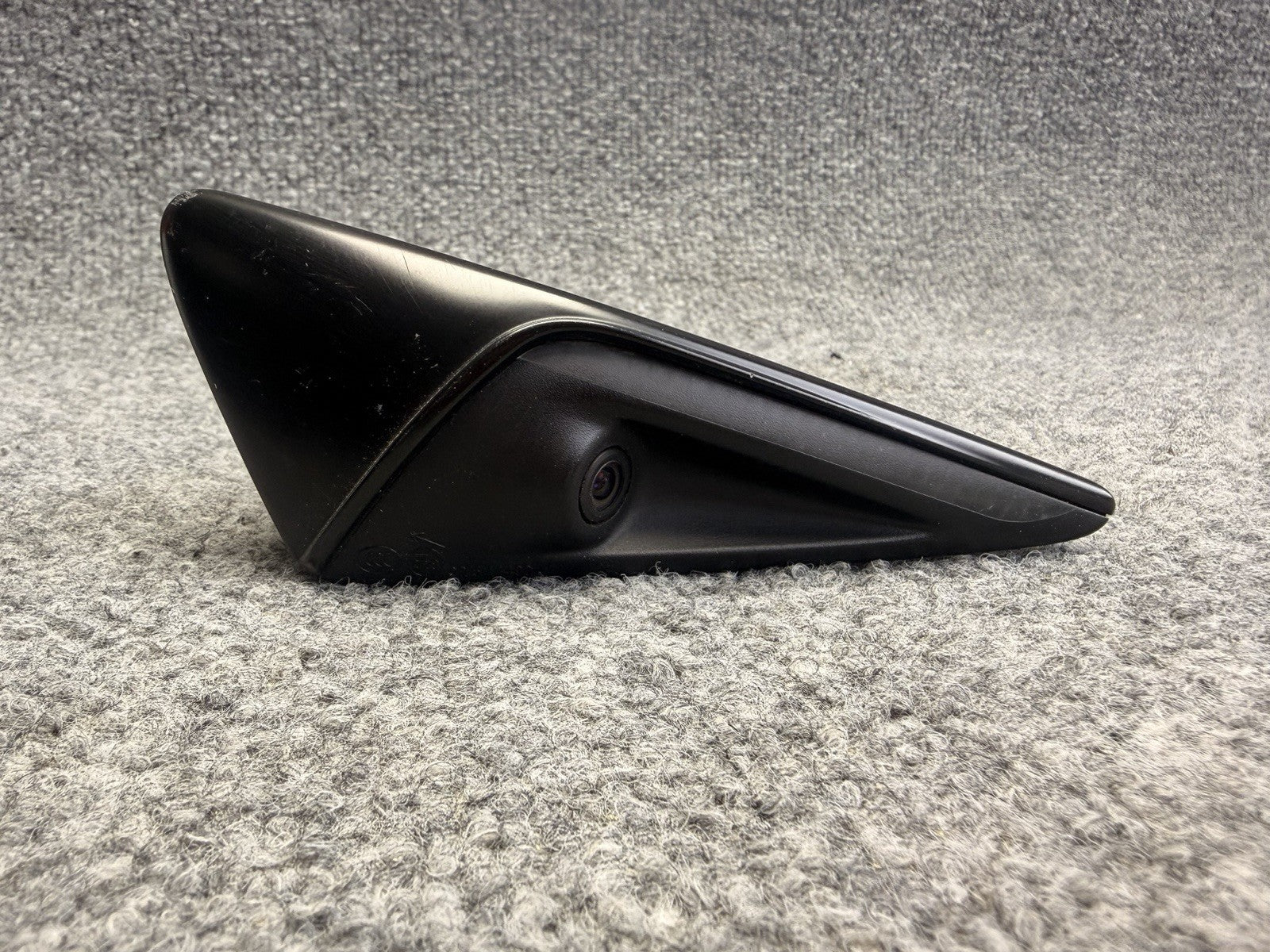 2017-2024 Tesla Model 3 Y Front Left Fender Camera Turn Signal 1495864-20-C OEM