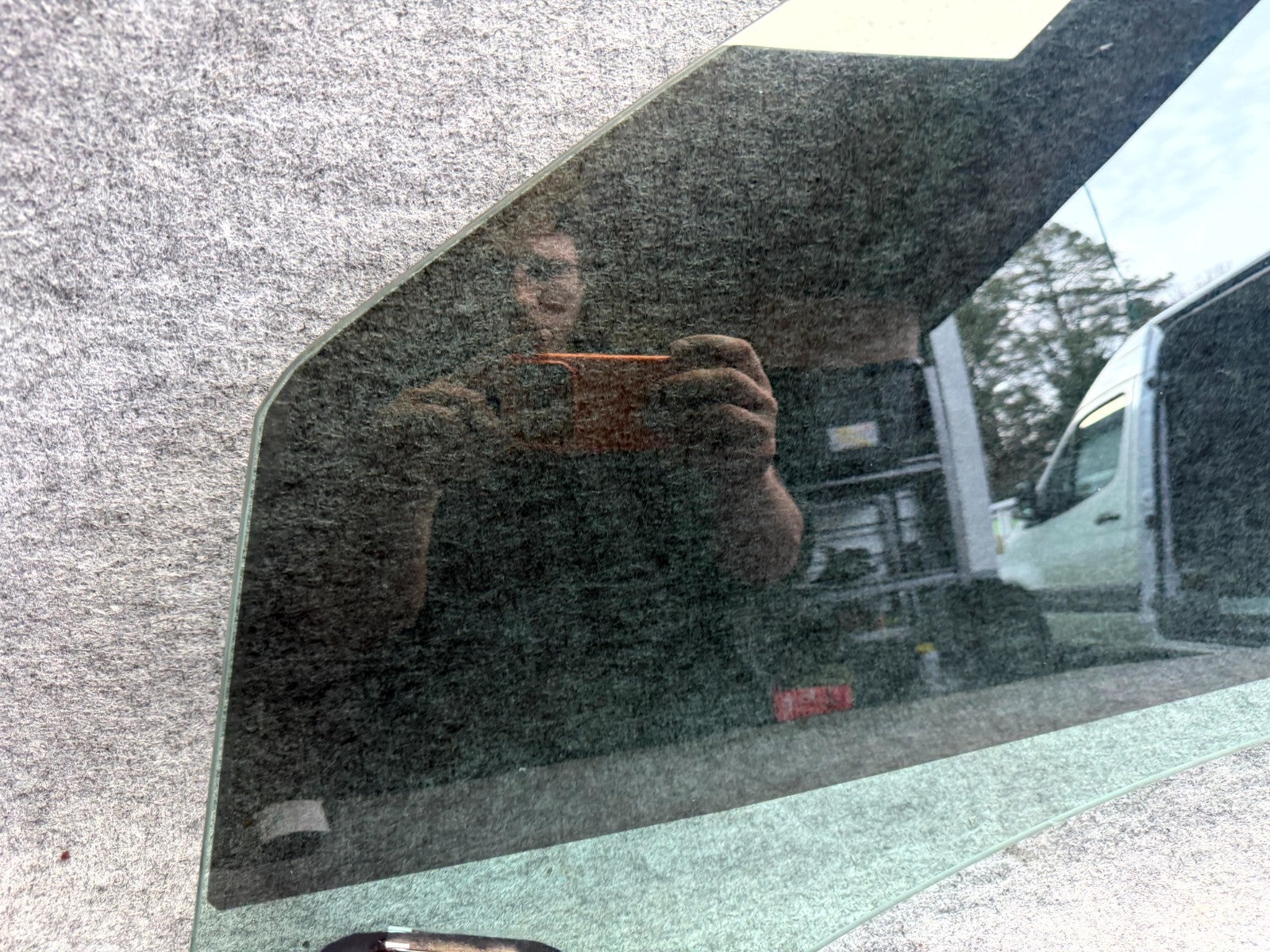 ♦️12-20 TESLA MODEL S FRONT LEFT DRIVER SIDE DOOR WINDOW GLASS OEM, 43R-001074