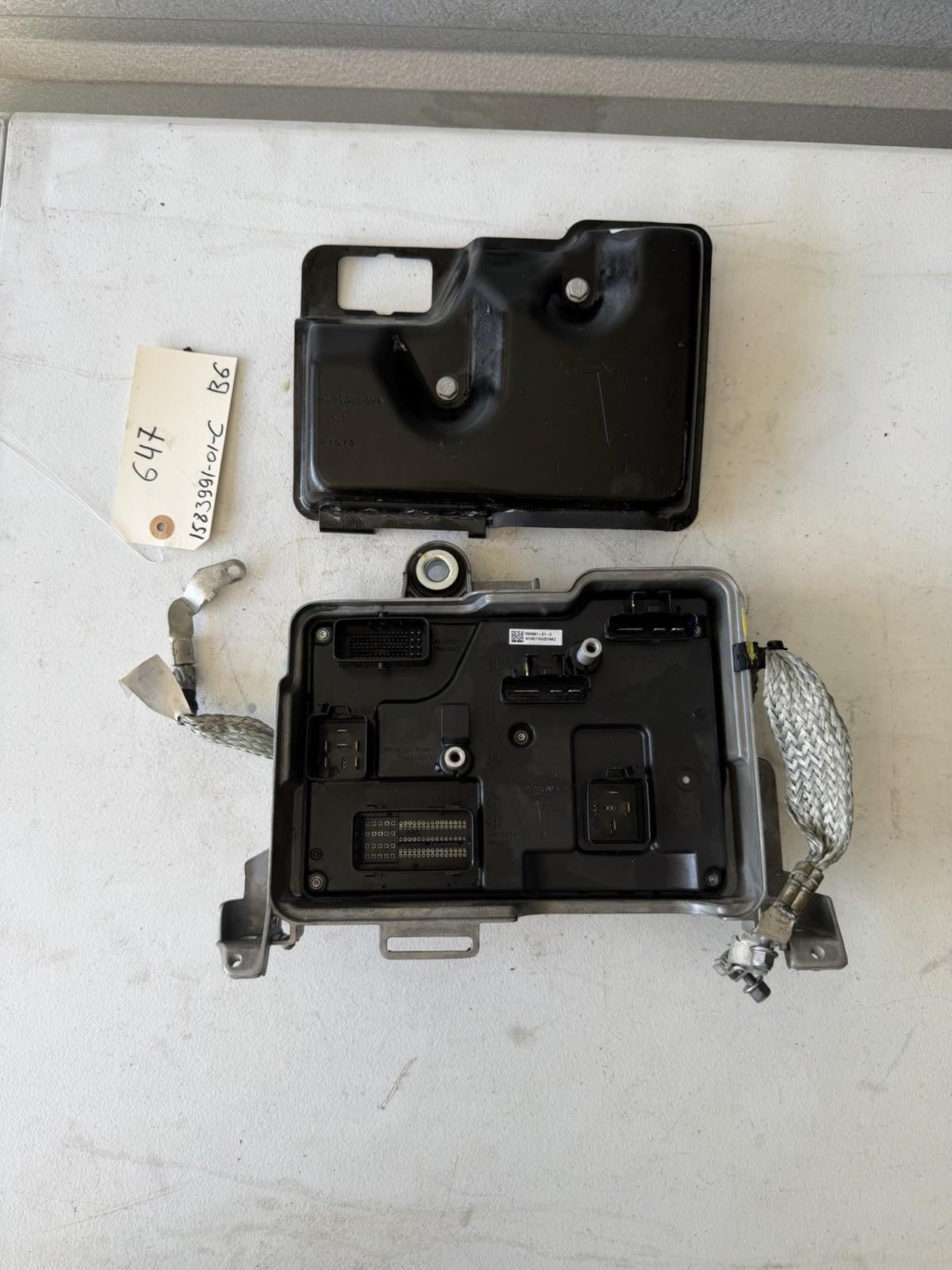 ♦️17-23 TESLA MODEL 3 FRONT VEHICAL ELECTRONIC CONTROL MODULE OEM, 1583991-01-C