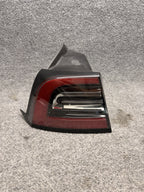 2020 - 2024 TESLA MODEL Y REAR LEFT DRIVER OUTER TAIL LIGHT OEM 1502086-00-D