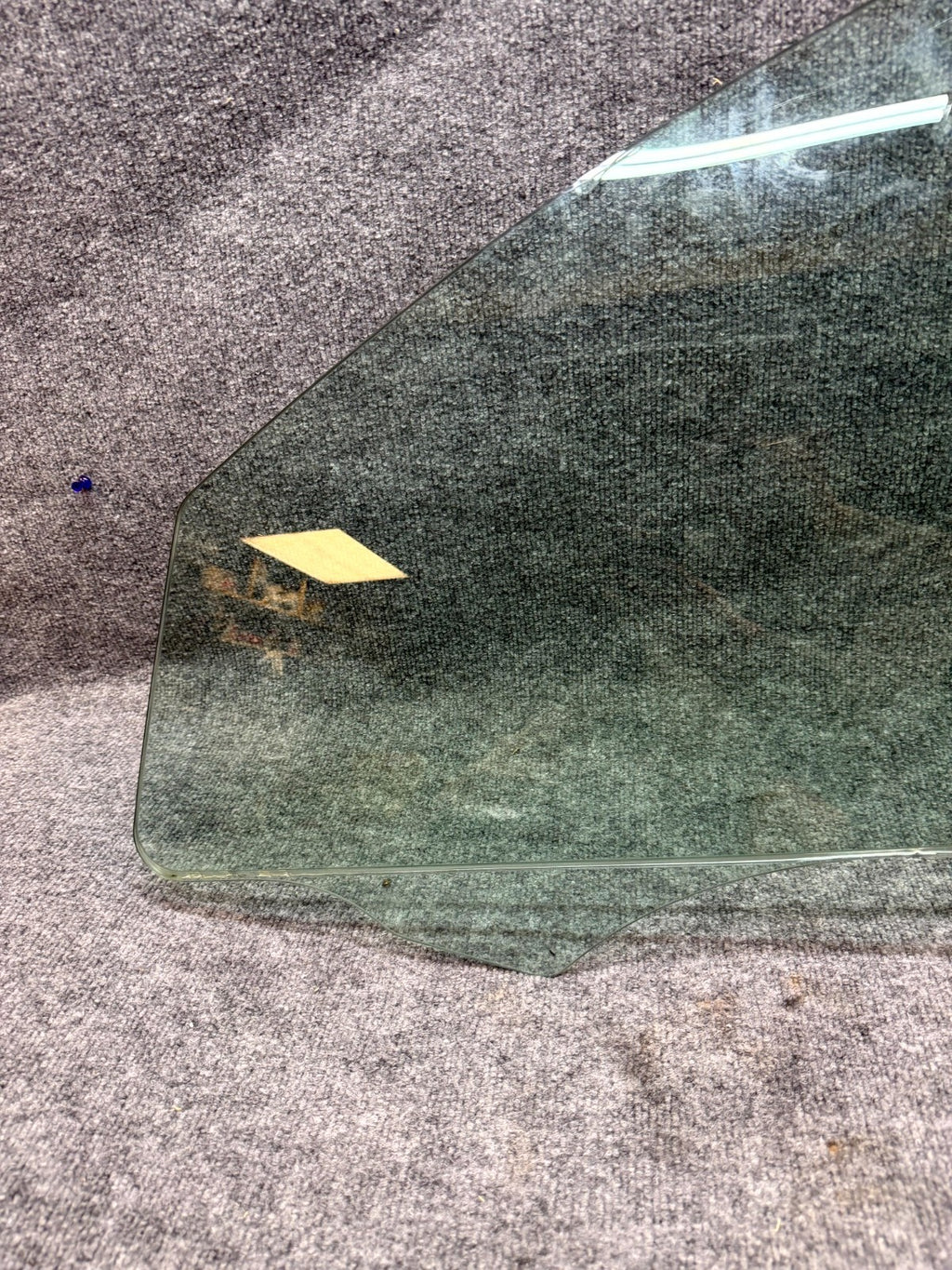 2020 - 2024 TESLA MODEL Y FRONT LEFT SIDE DOOR WINDOW GLASS OEM, 43R-014955